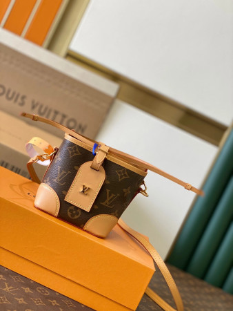 LV NOE PURSE M57099