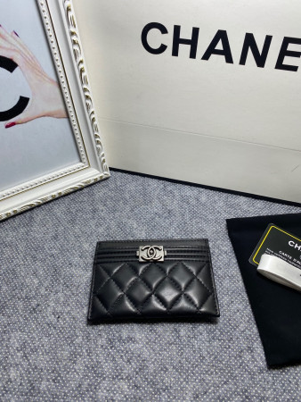 Ch*el card holder 10cm