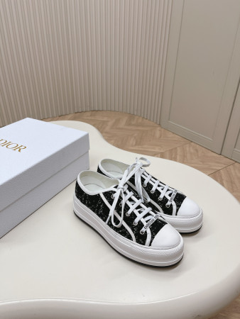 ua walk'n'D*or platform sneaker