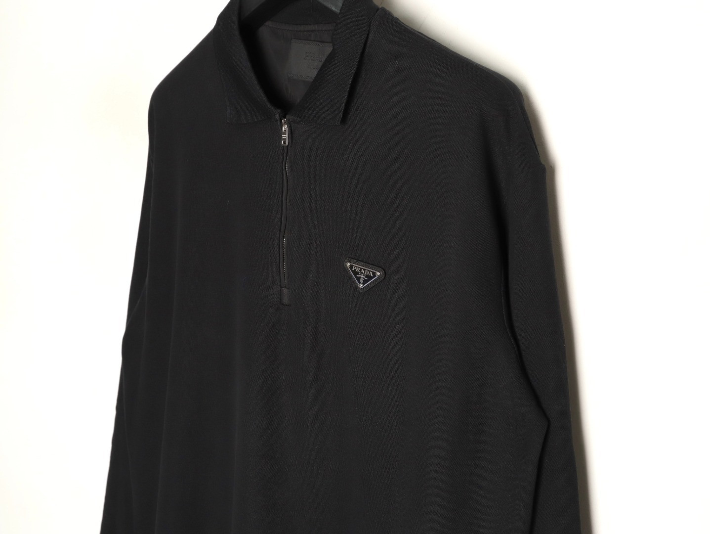 Pra*a long-sleeved t-shirt