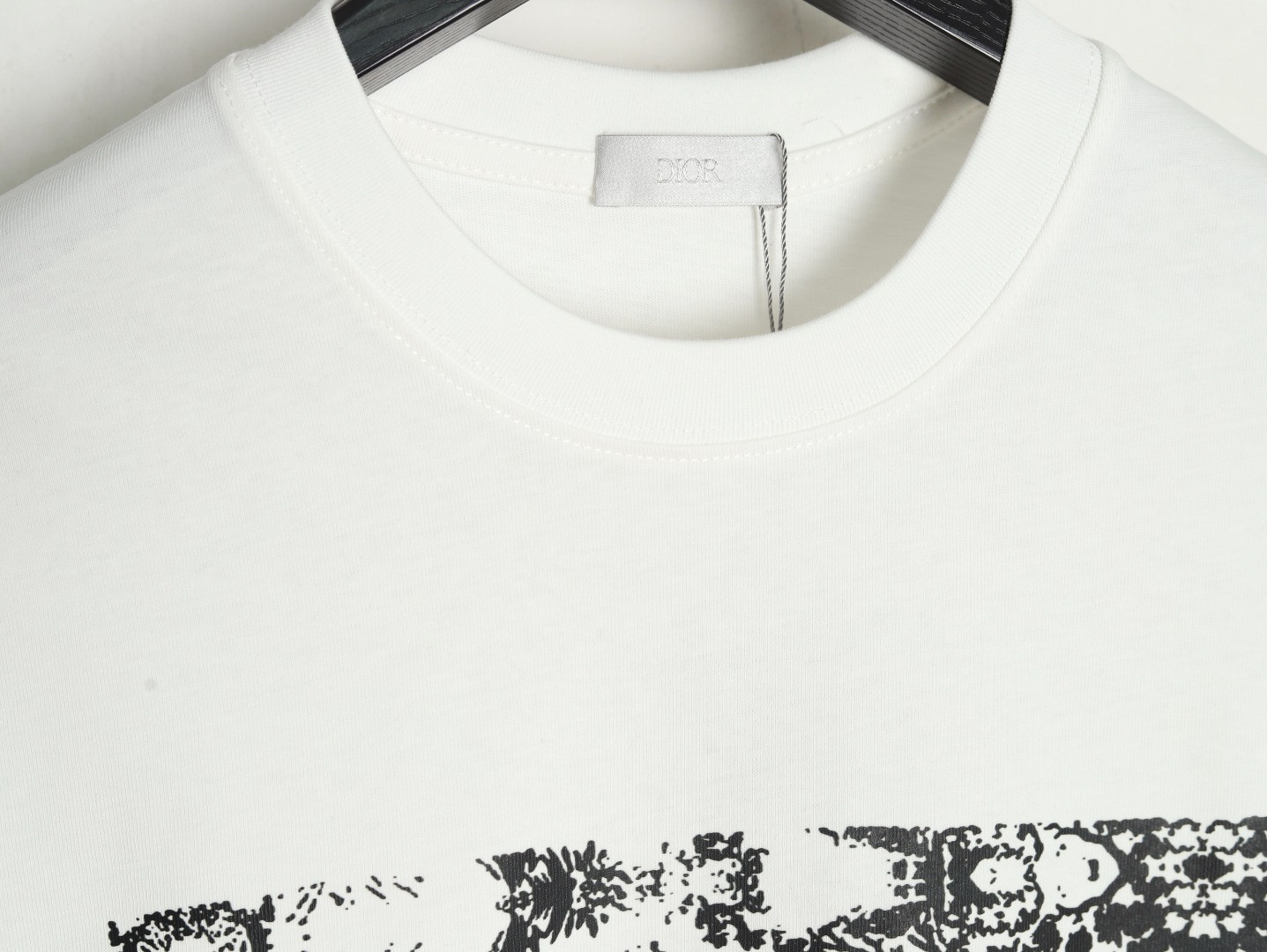 D*or 25ss short-sleeved t-shirt