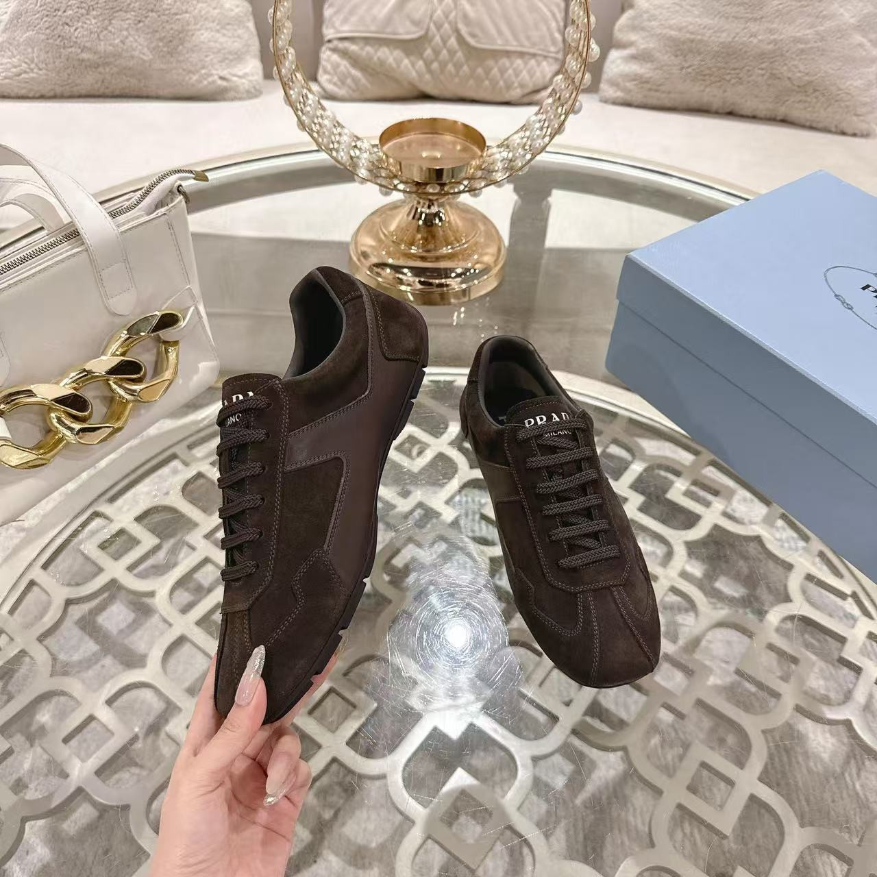 ua Pra*a sneakers