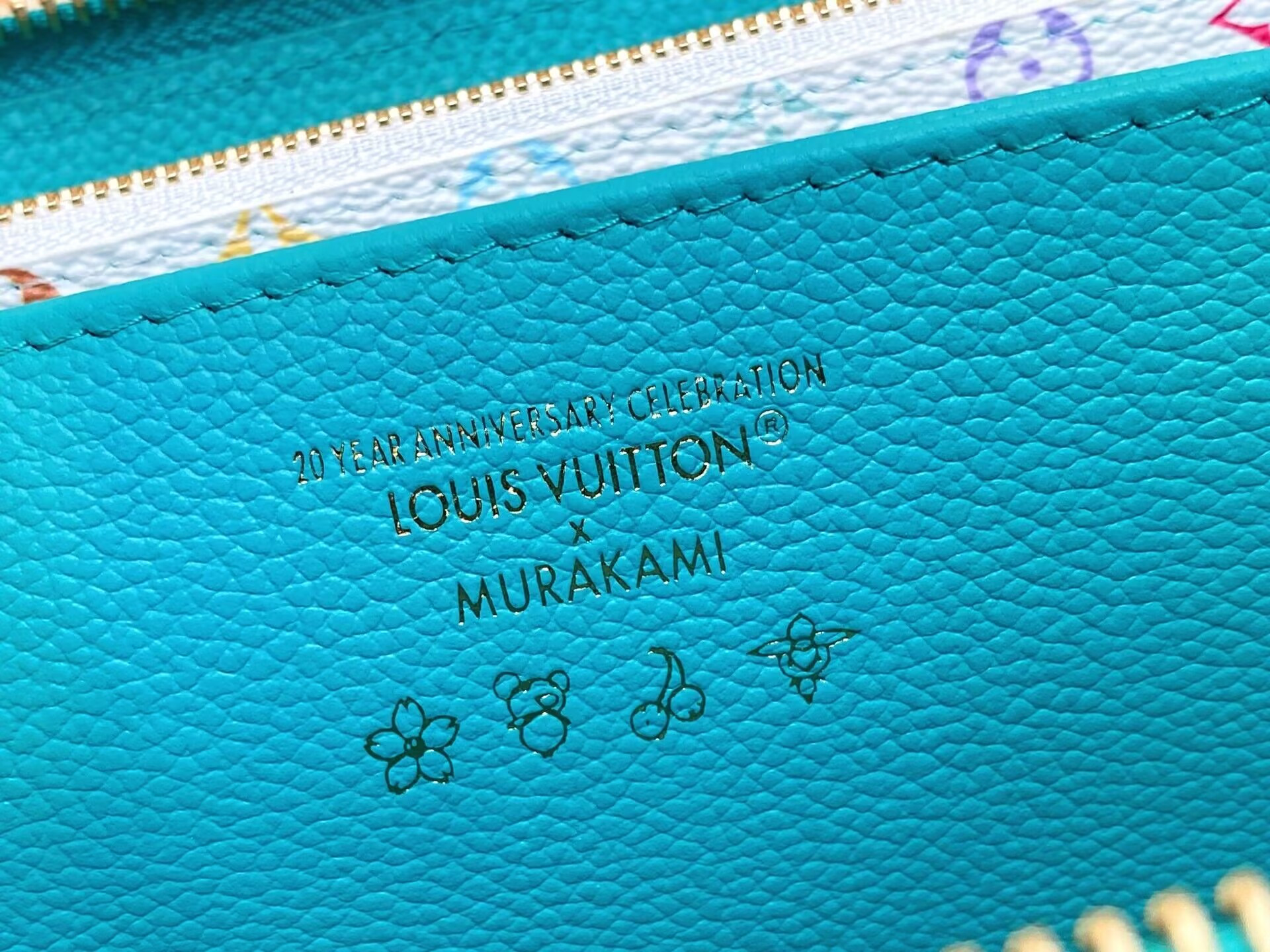 LV x TM Zippy Wallet M13618 19x10x2cm