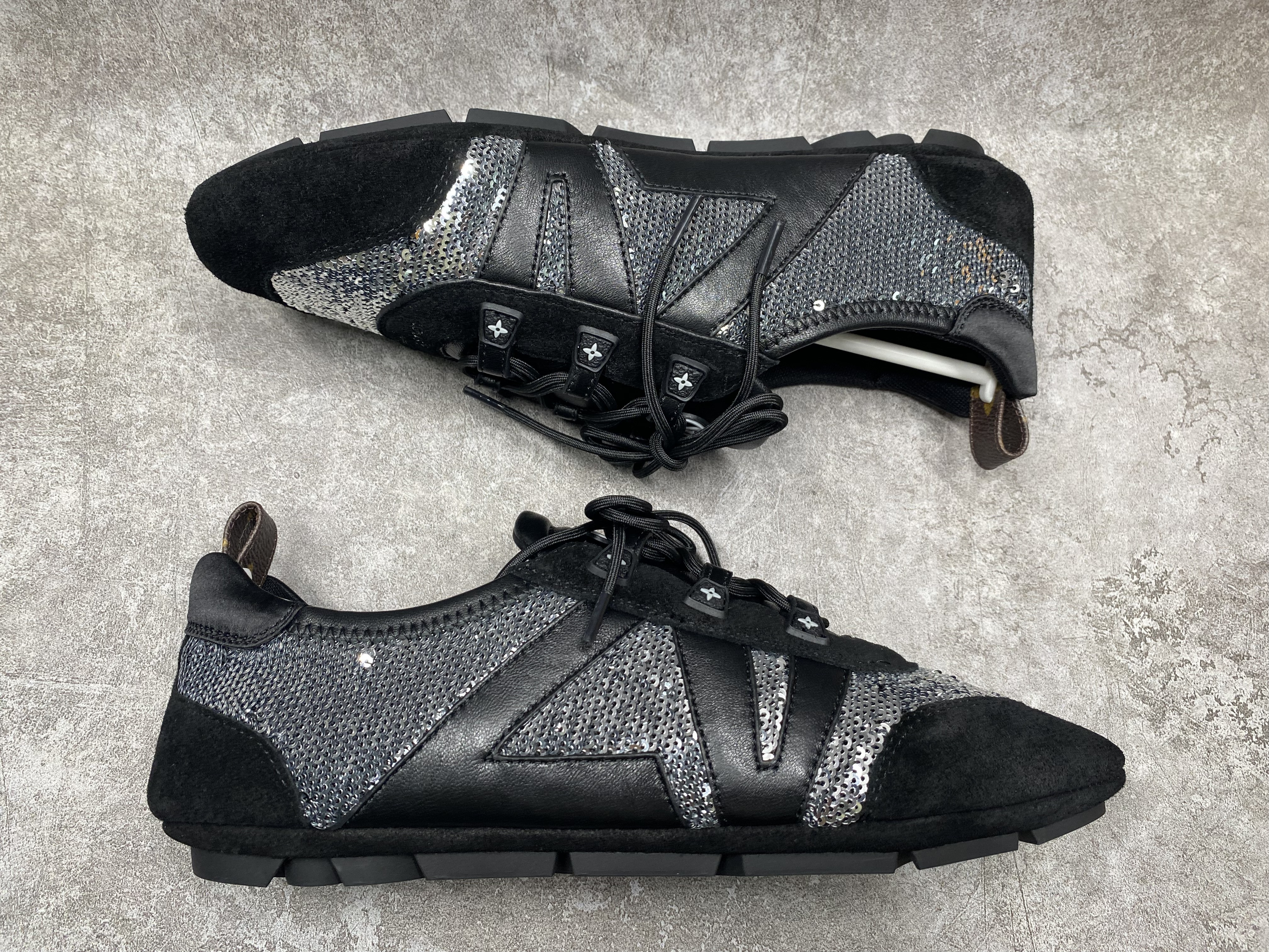 UA LV Sneaker