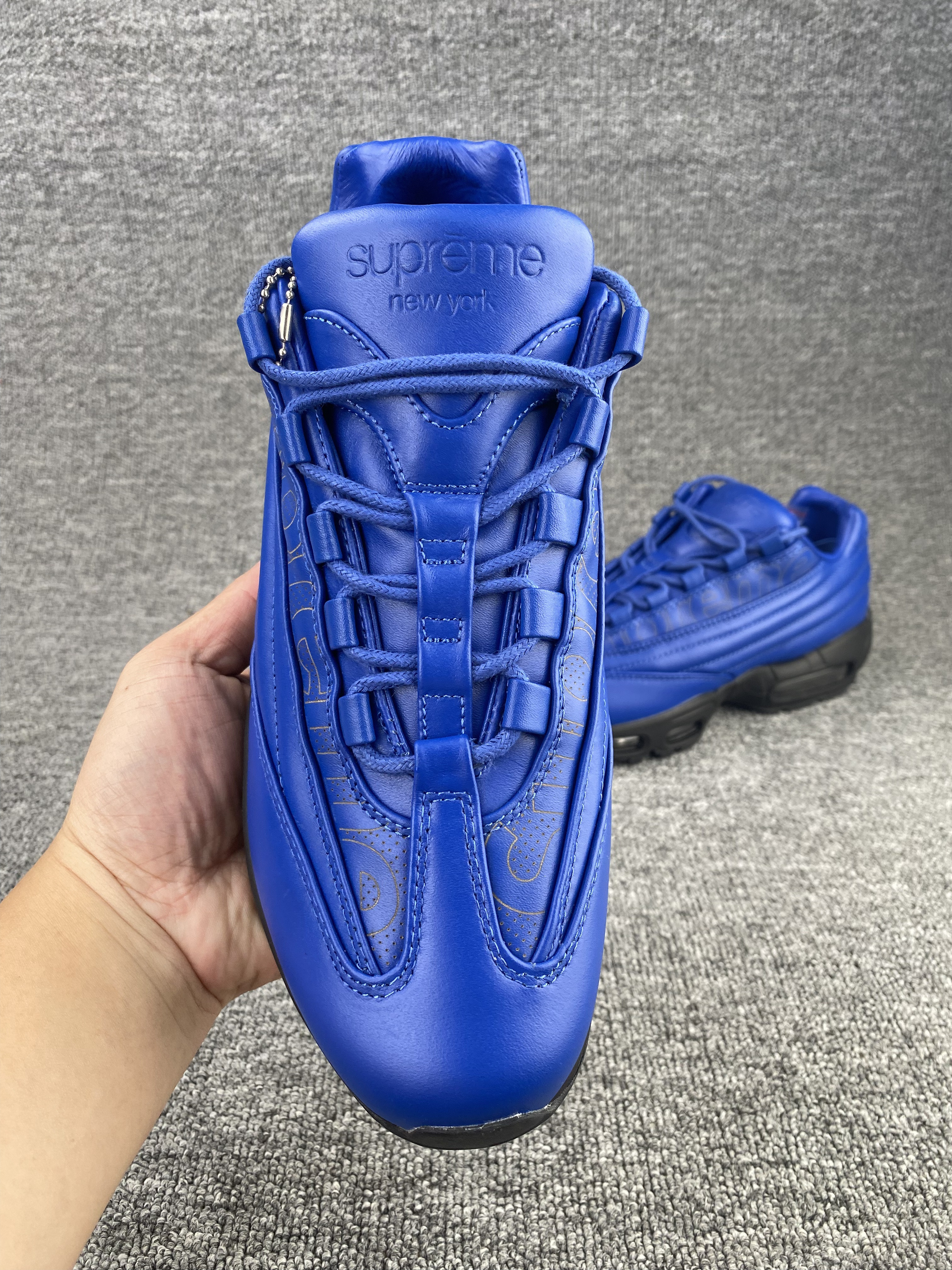 UA NIKE Air Max 95