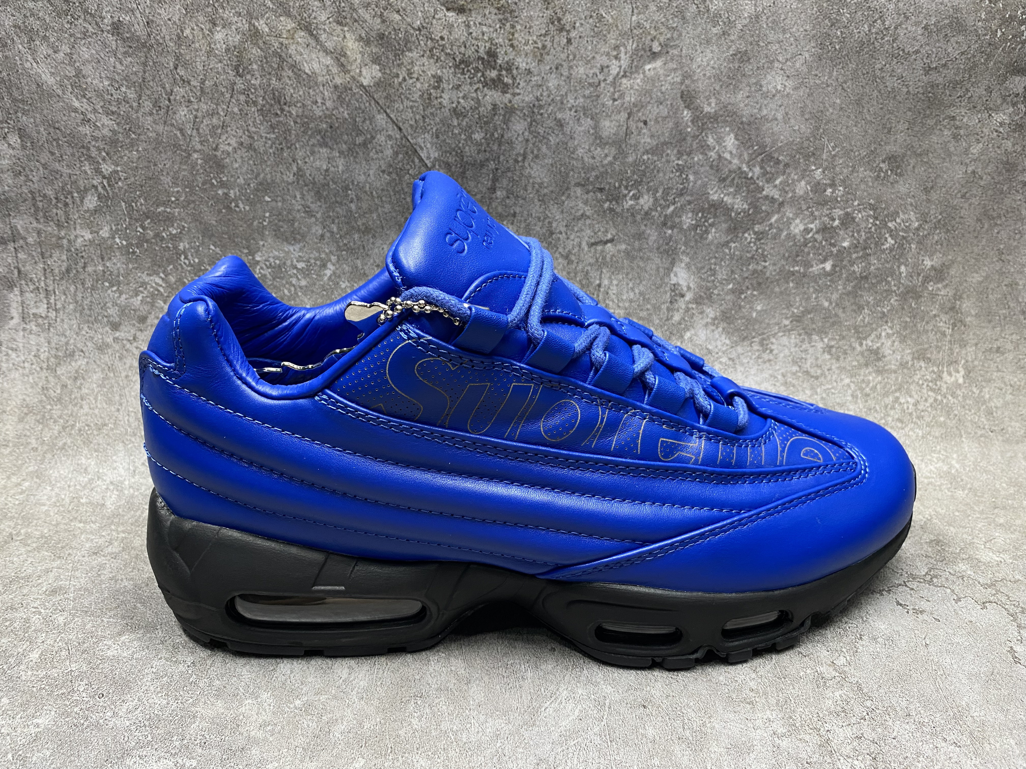 UA NIKE Air Max 95