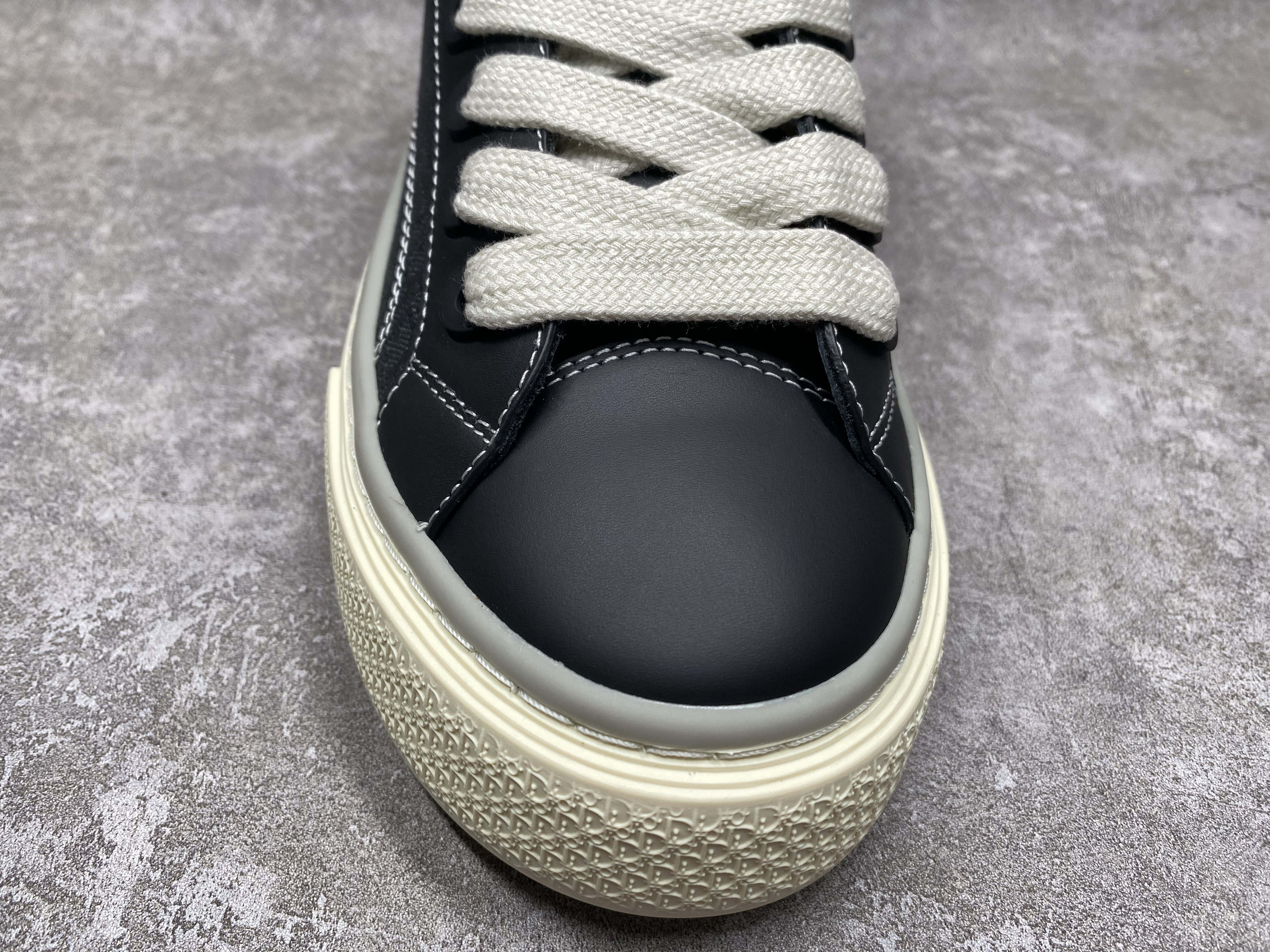 ua D*or b33 sneaker