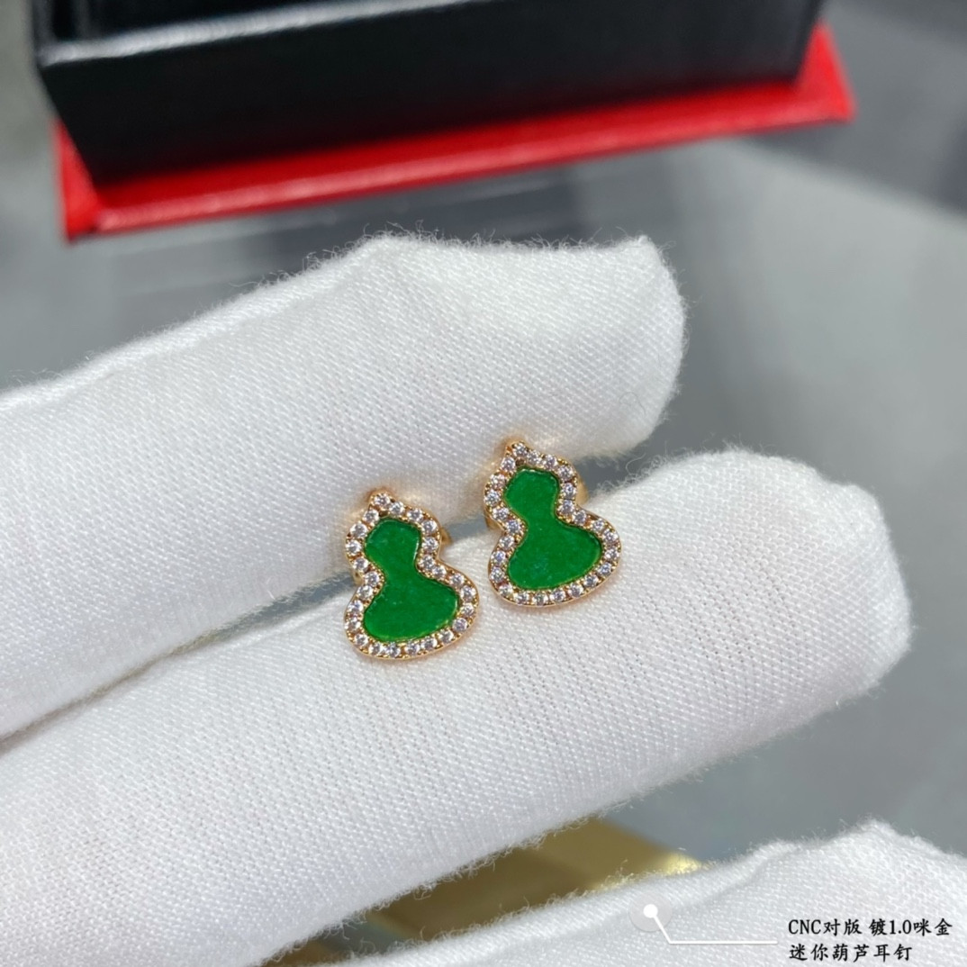 Qeelin Mini Gourd Earrings