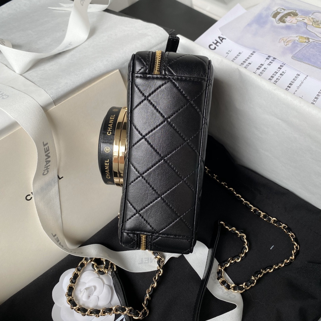 Ch*el camera bag 4.5 × 6.2 × 2.3 in