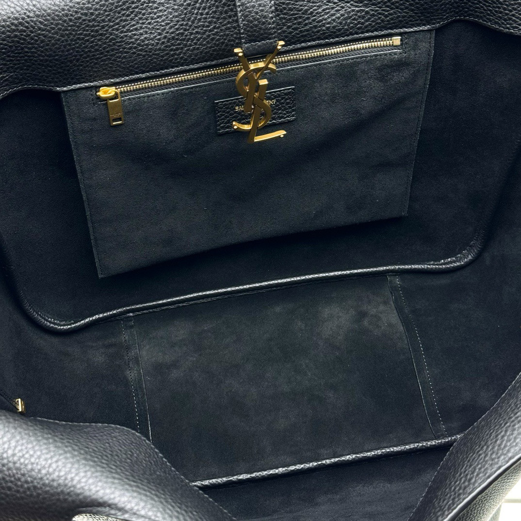 Y*L le 5 À 7 bea in grained leather 50×28×18cm