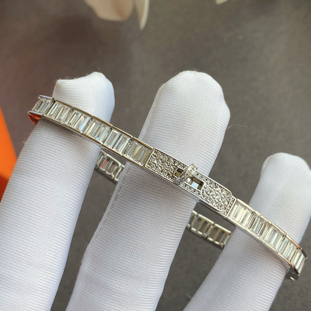 hermès button trapezoid Di*m*nd bracelet