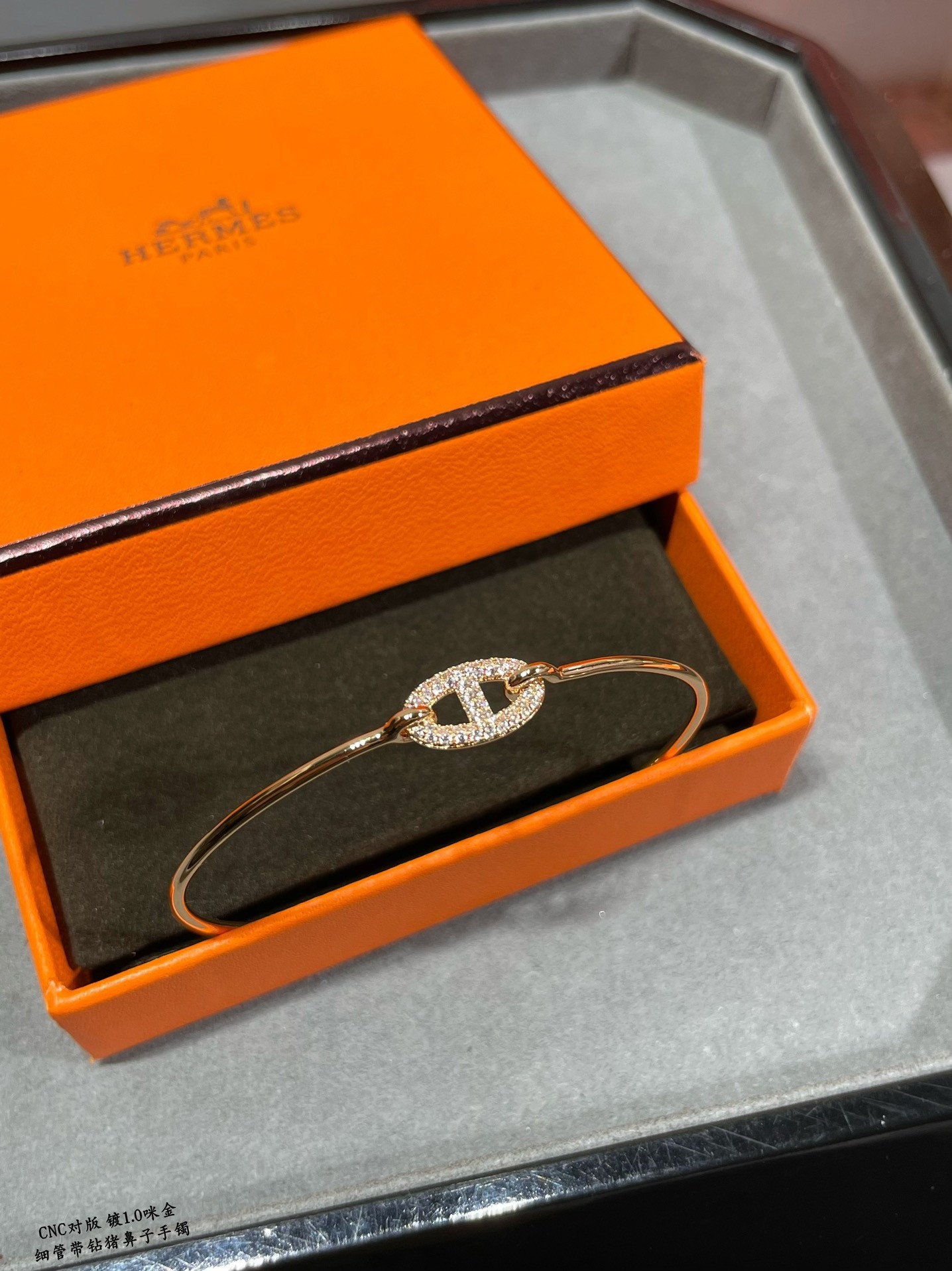 hermès thin tube Di*m*nd pig nose bracelet