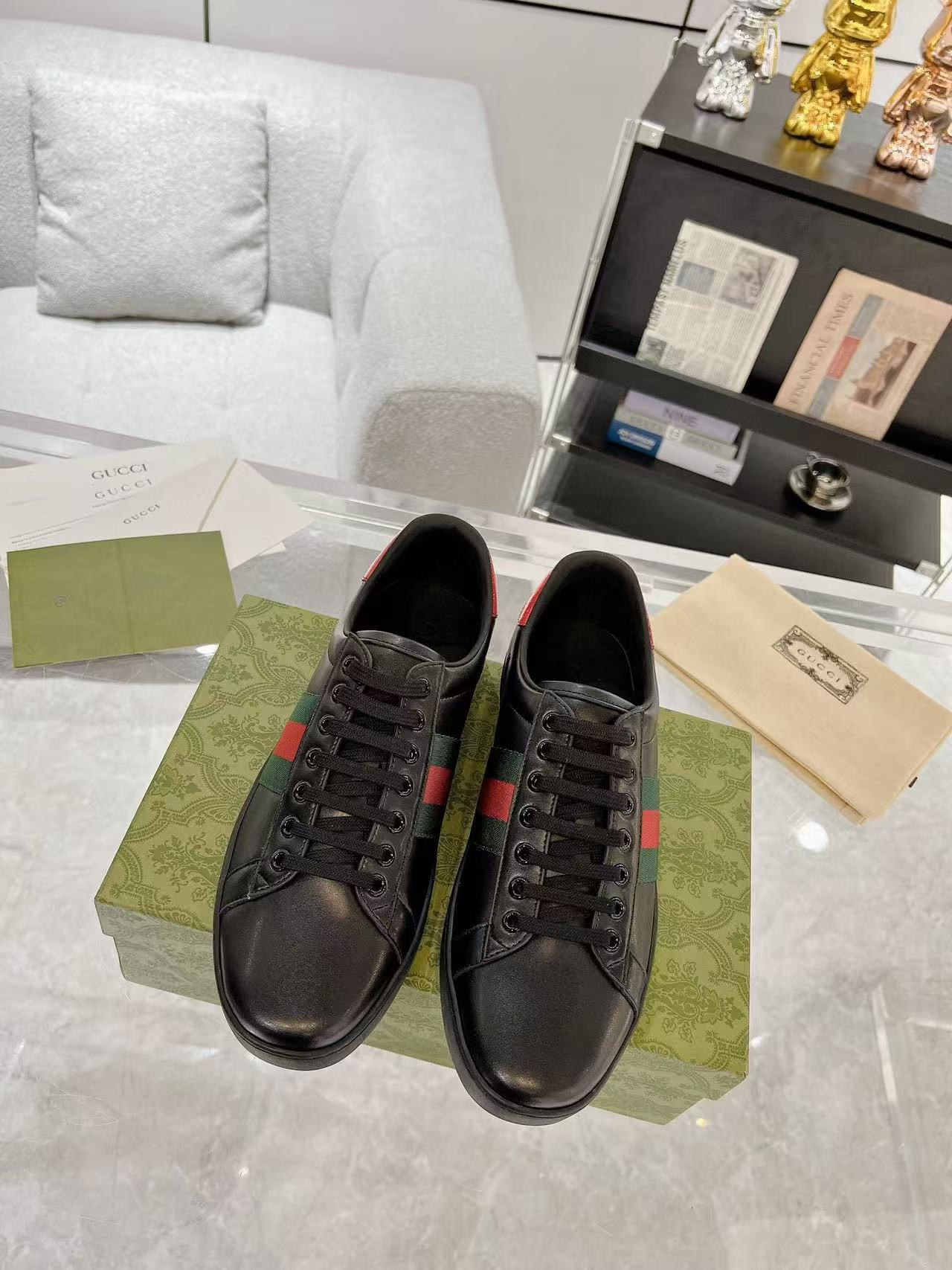 ua G*u*i ace sneaker black