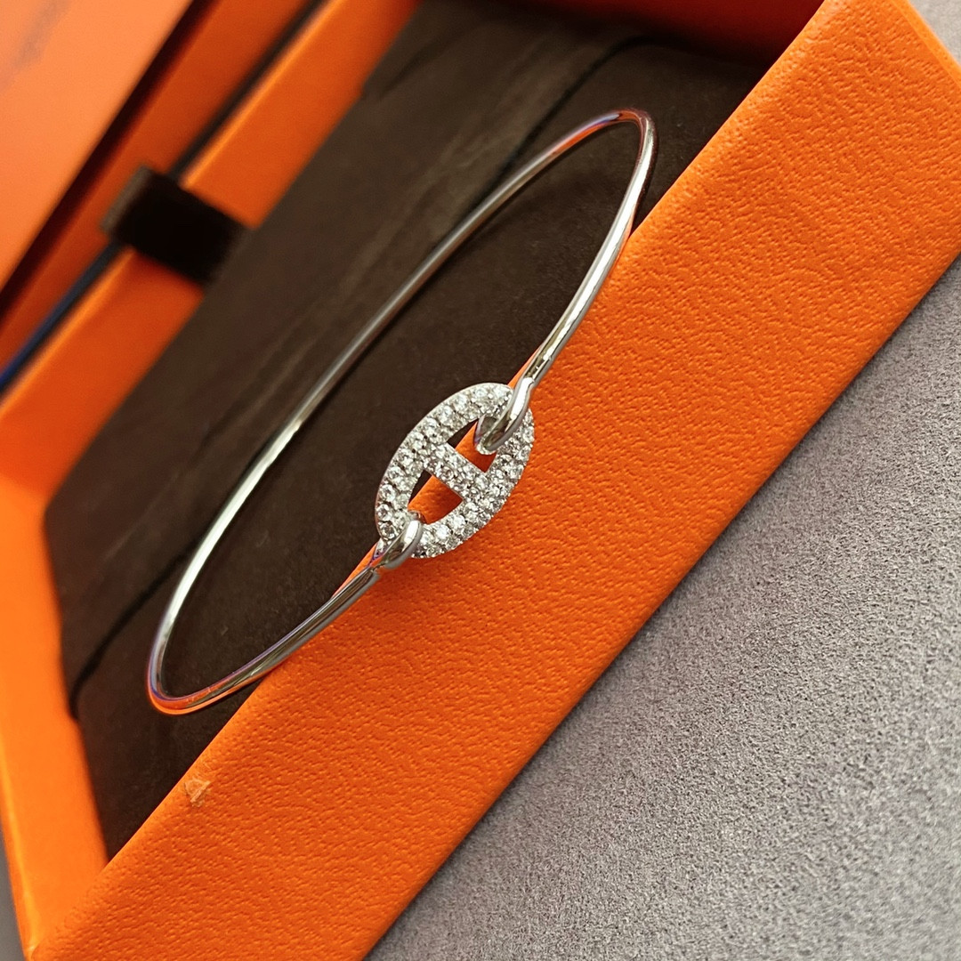 hermès thin tube Di*m*nd pig nose bracelet