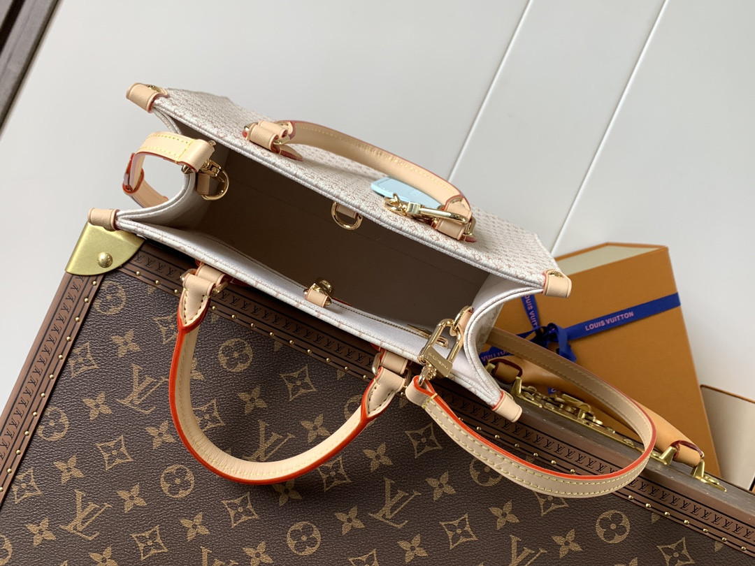 LV OnTheGo PM M15138 25x19x11.5cm