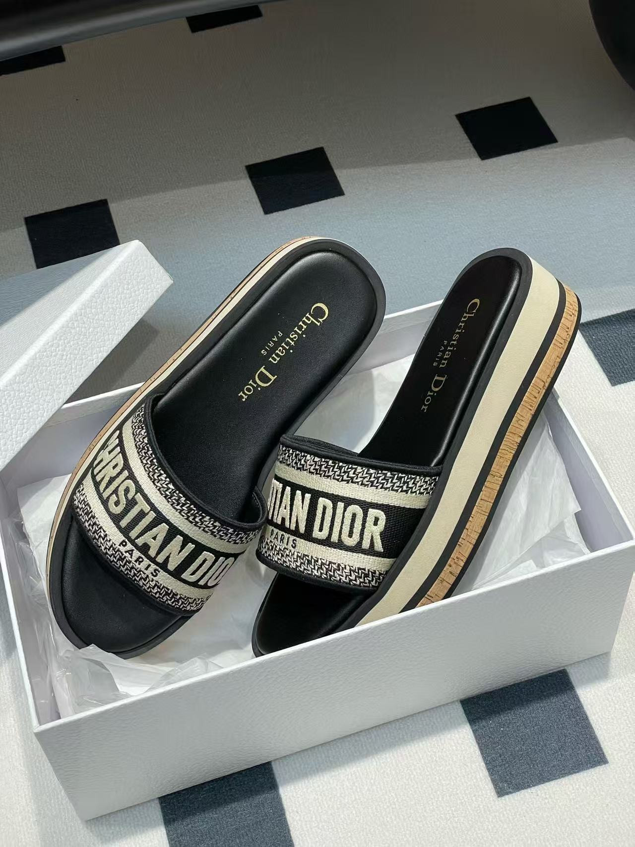ua D*oriviera dway platform slide