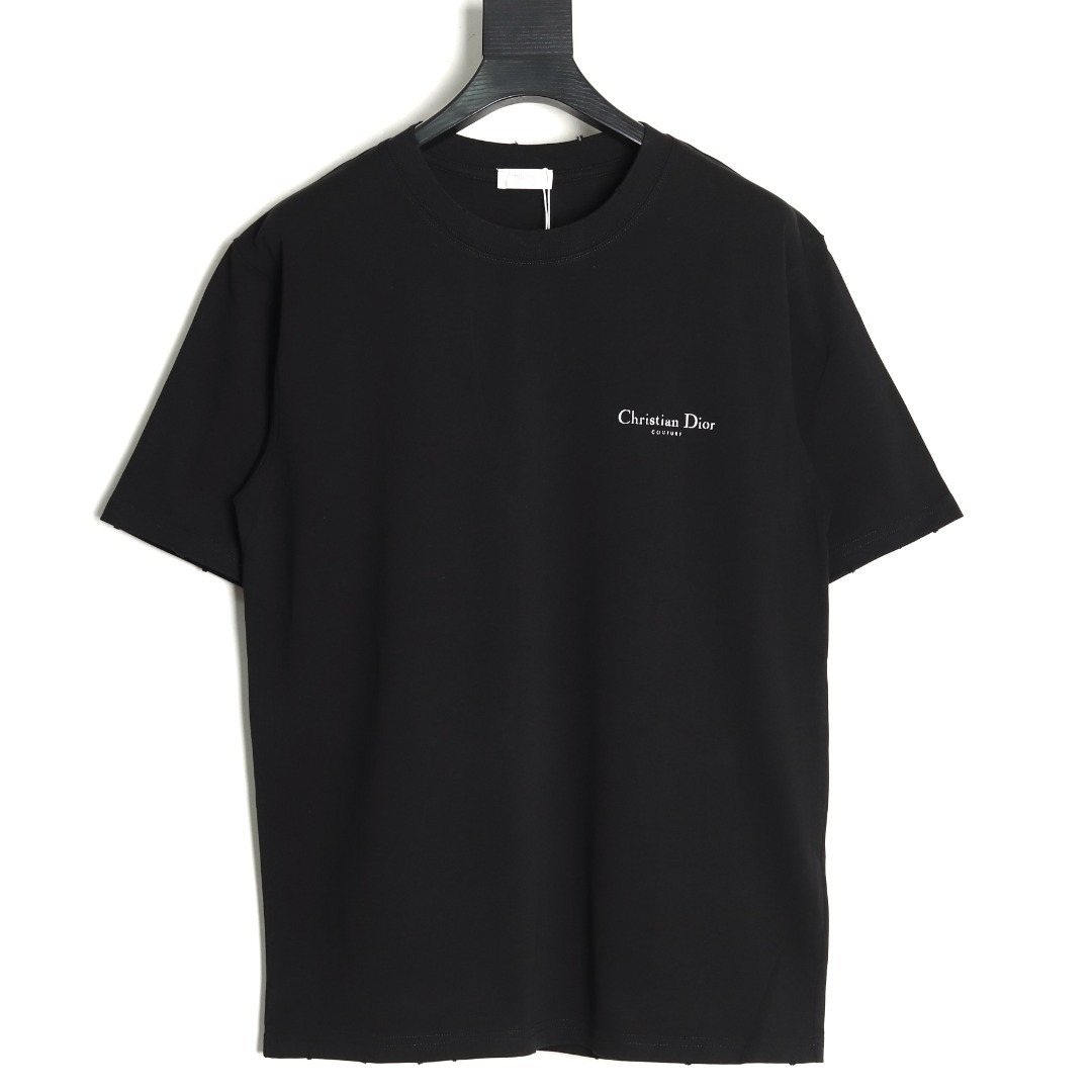 D*or short-sleeved t-shirt