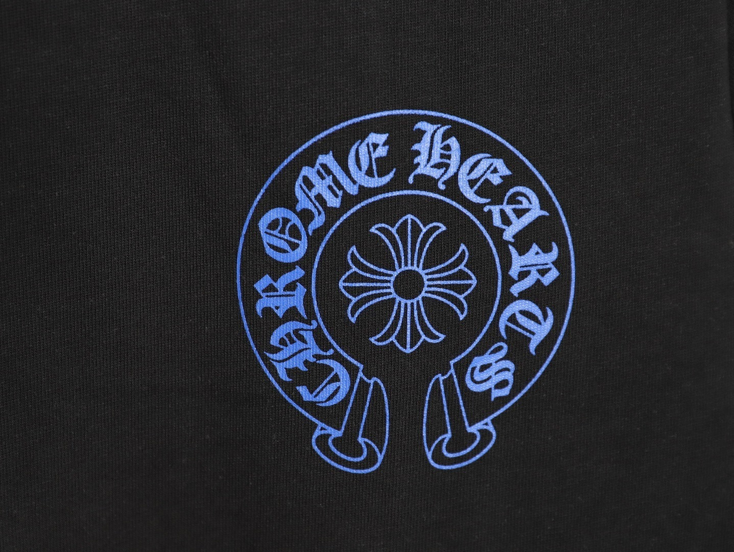 Ch**me He**ts long-sleeved t-shirt