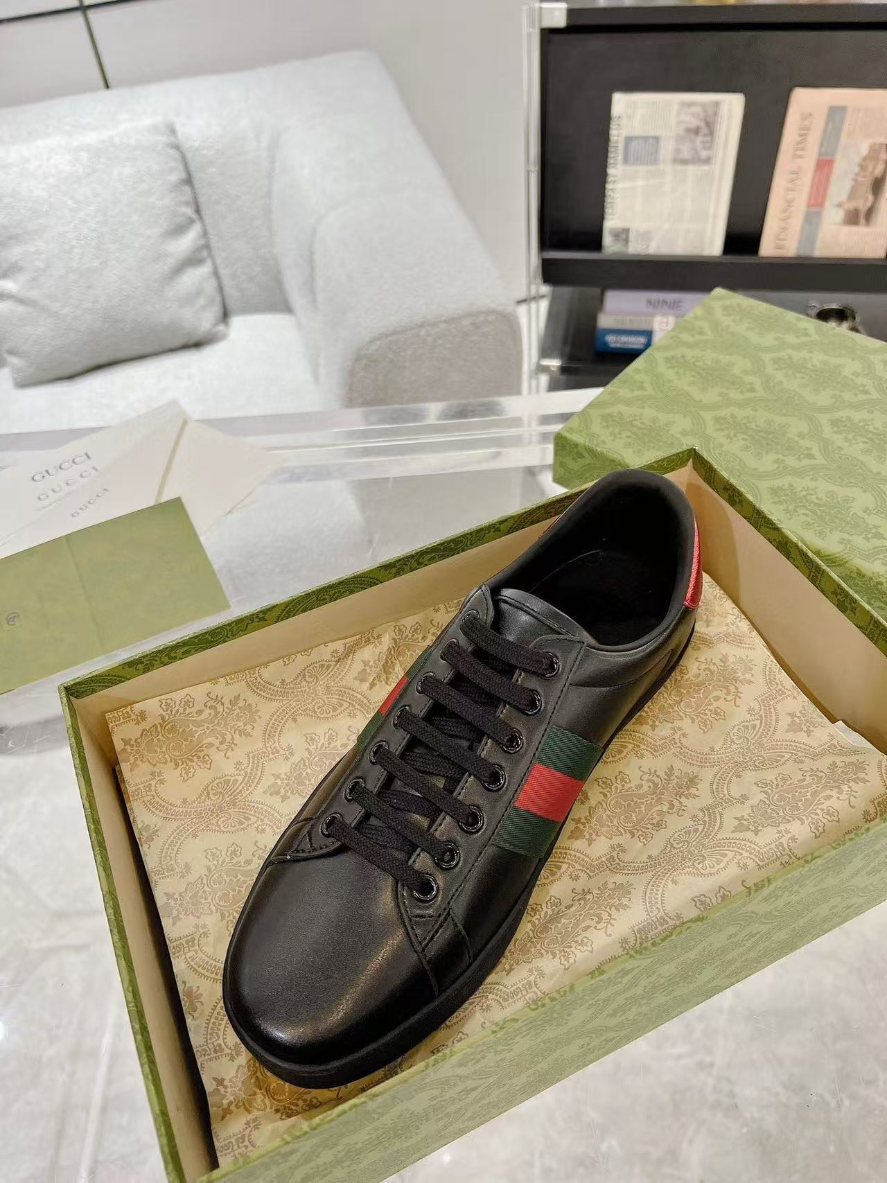 ua G*u*i ace sneaker black