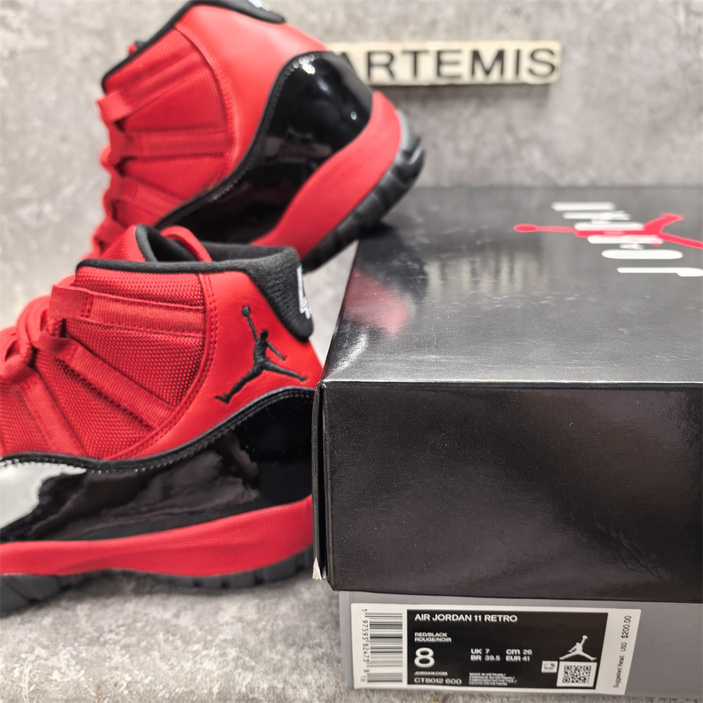 UA Jordan 11 Retro