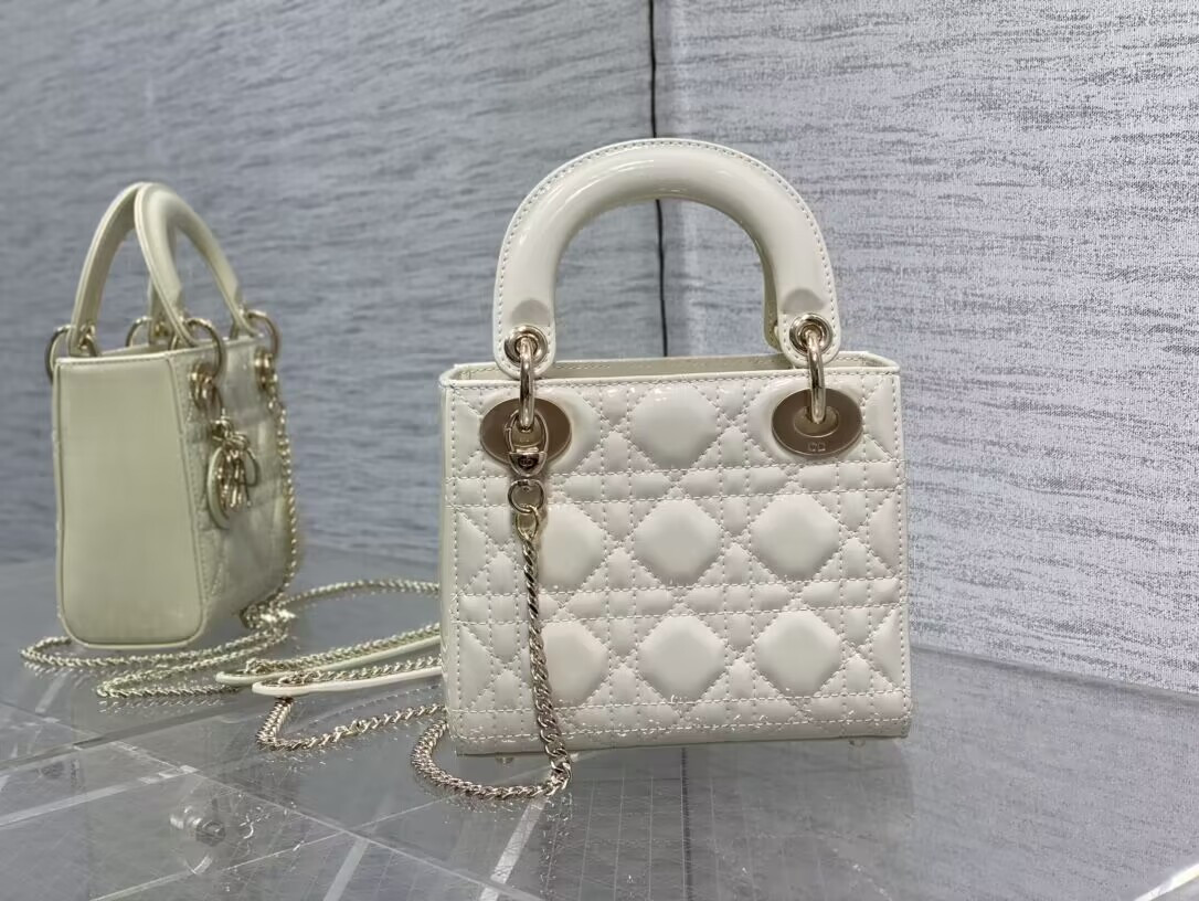D*or  classic lady 17×7×15cm