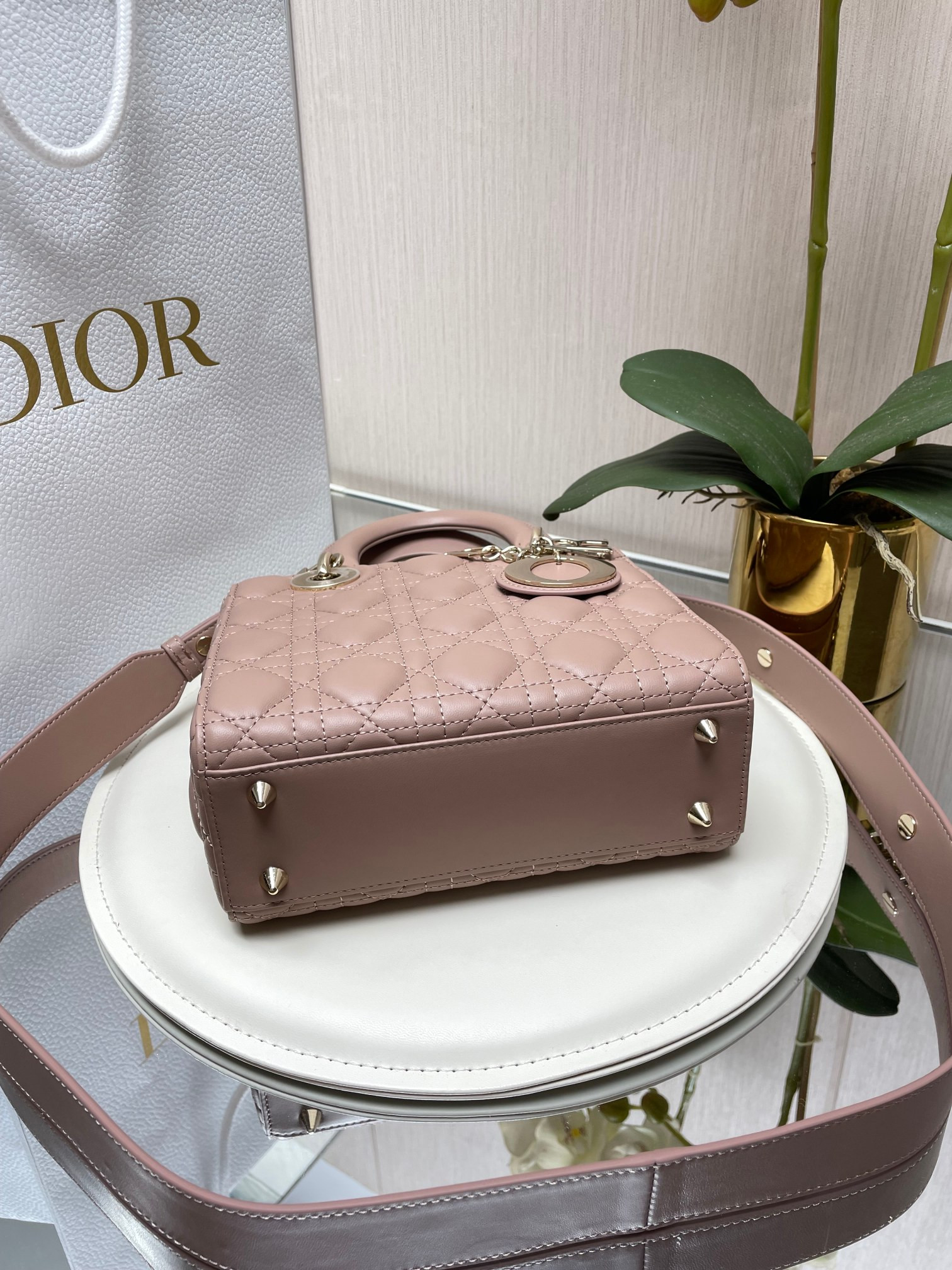 small lady D*or my abcD*or bag blush 8 x 6.5 x 3 inches