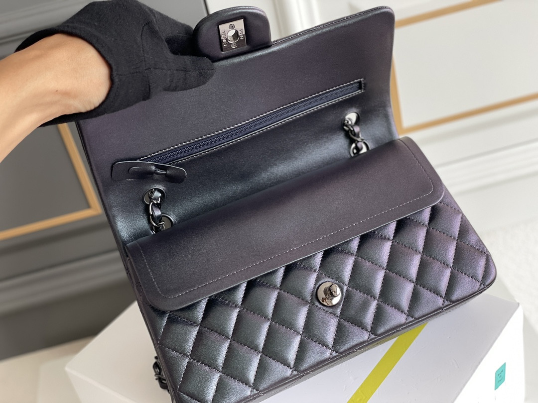 Ch*el crumpled calfskin quited double flap black 19.5×30×10cm