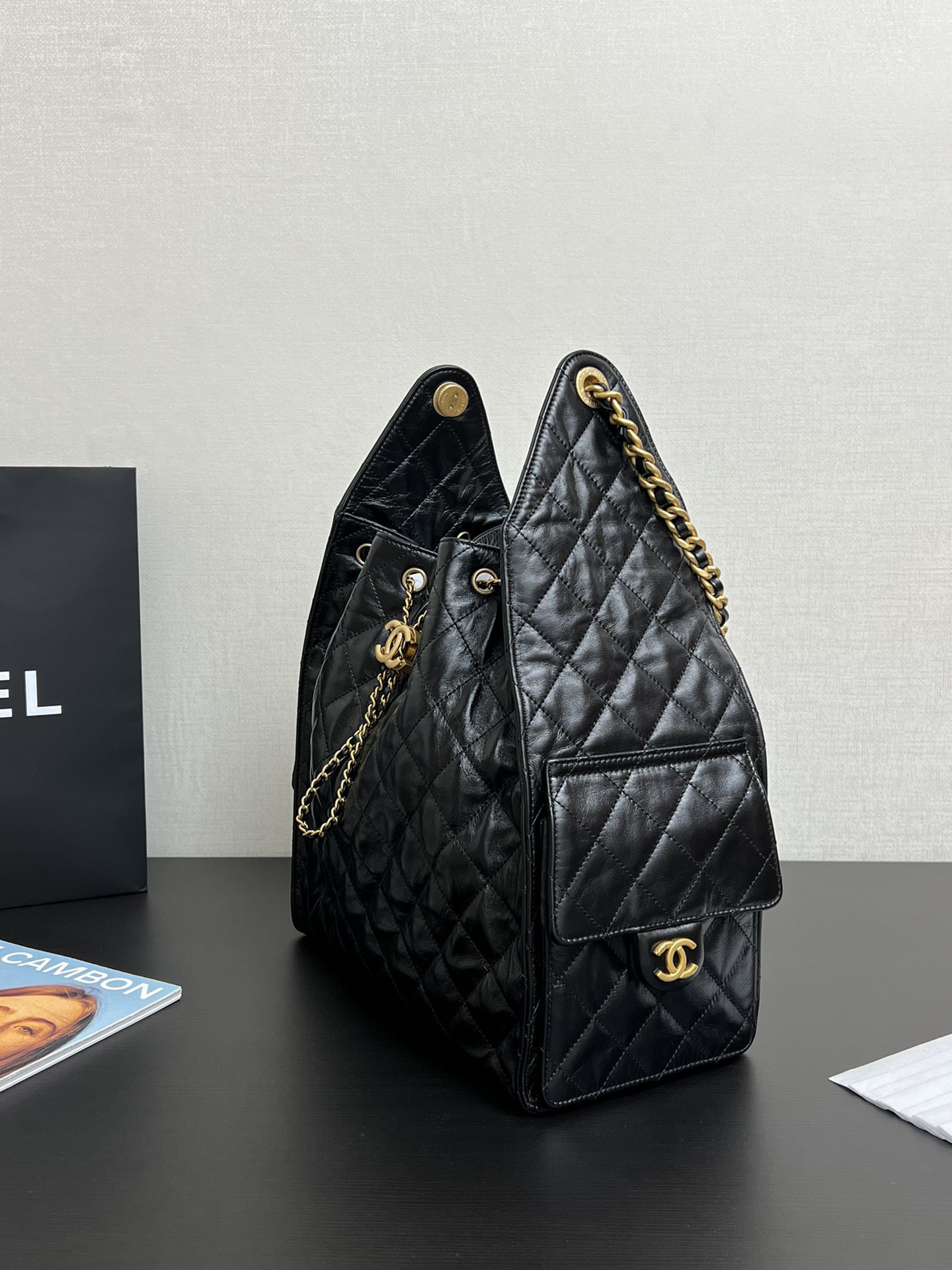 Ch*el 25c bucket bag 40x30x15cm