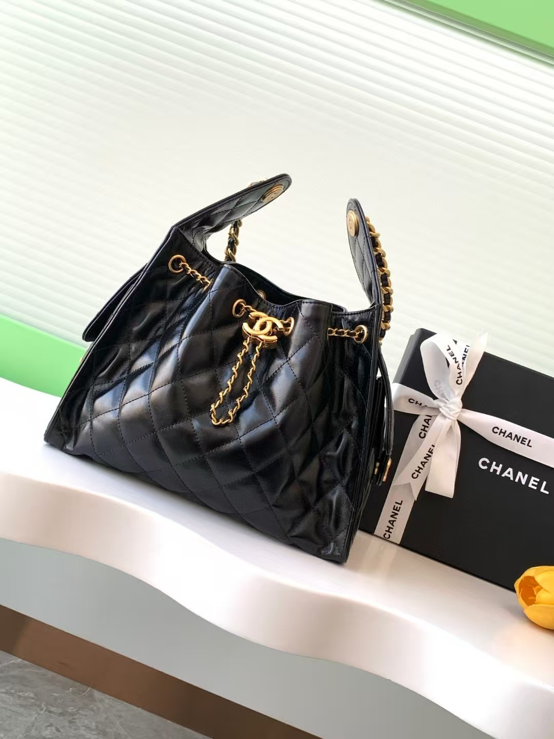 Ch*el 25c bucket bag 30x26x14cm