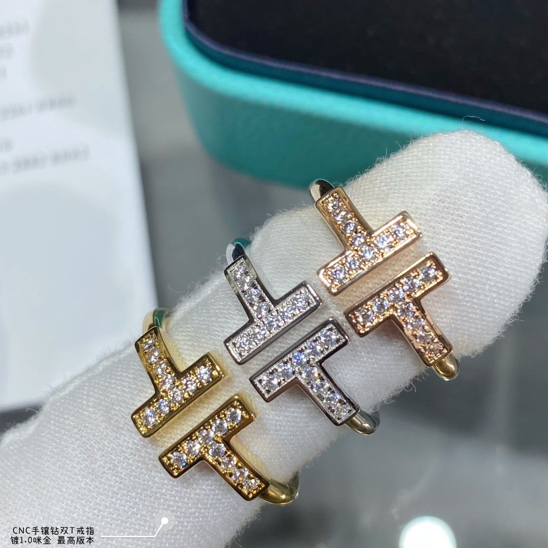 t*f*ny & co. double t Di*m*nd-banded ring
