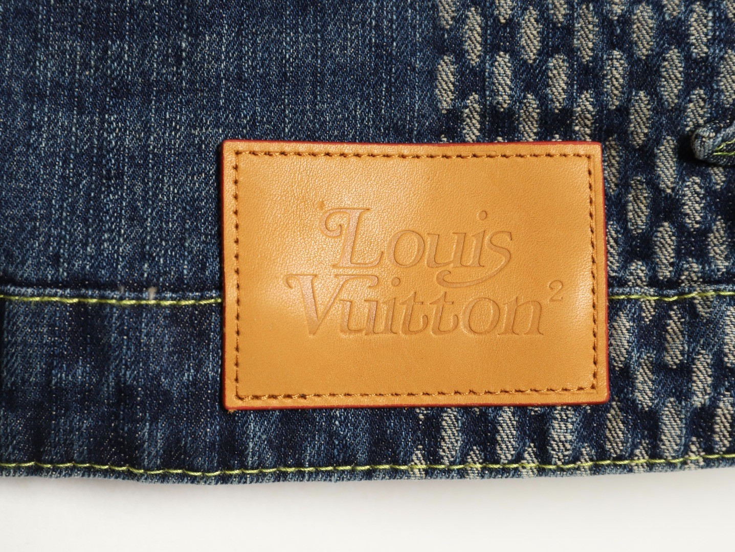 l0*is V*t0n denim jacket