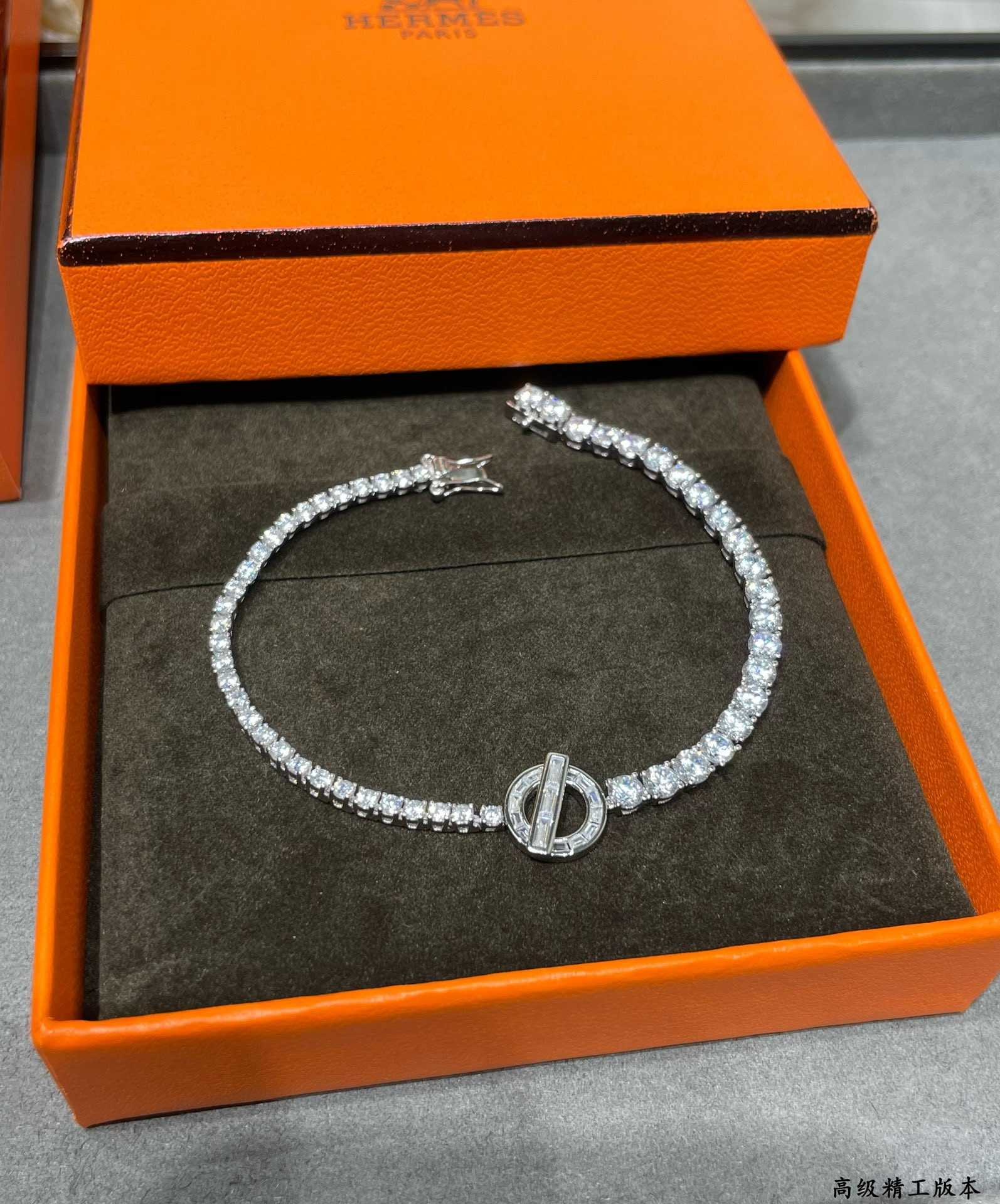 h**mes ot square Di*m*nd bracelet