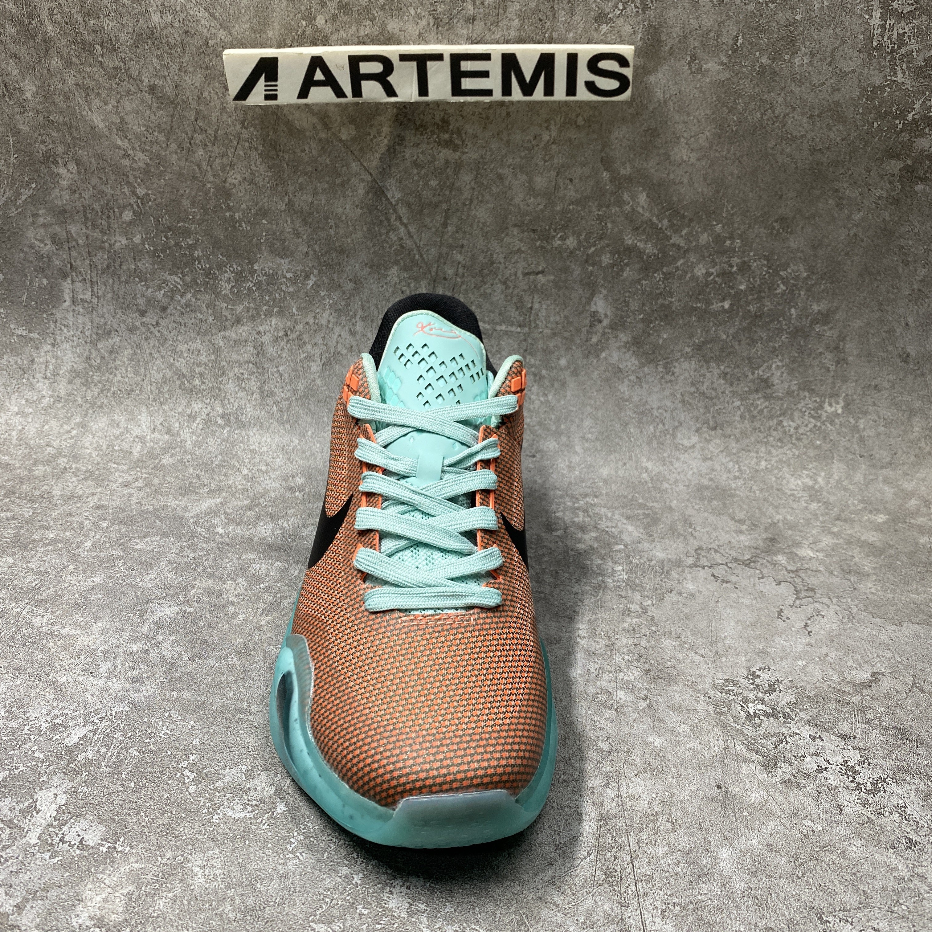 Nike Kobe 10 Easter