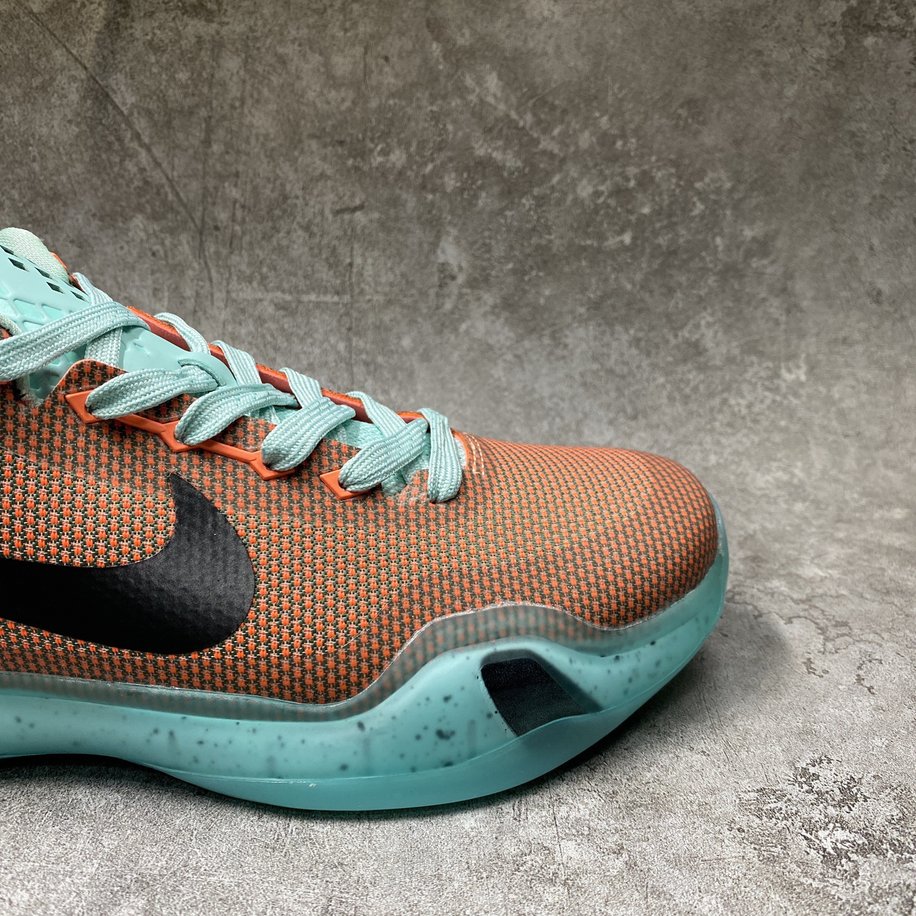 Nike Kobe 10 Easter