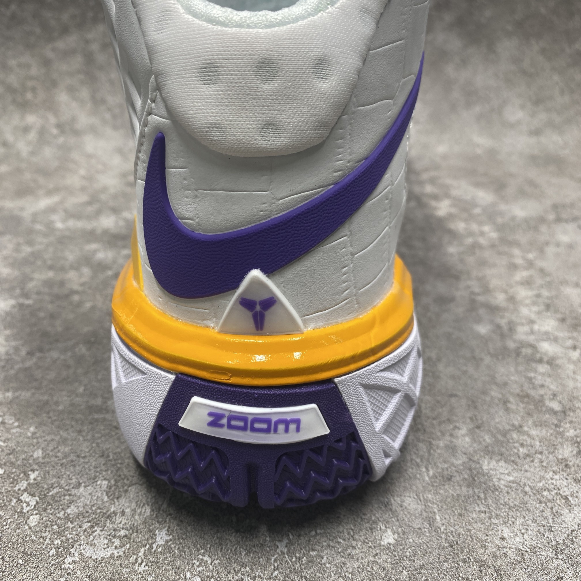 Nike Zoom Kobe 3 SL 