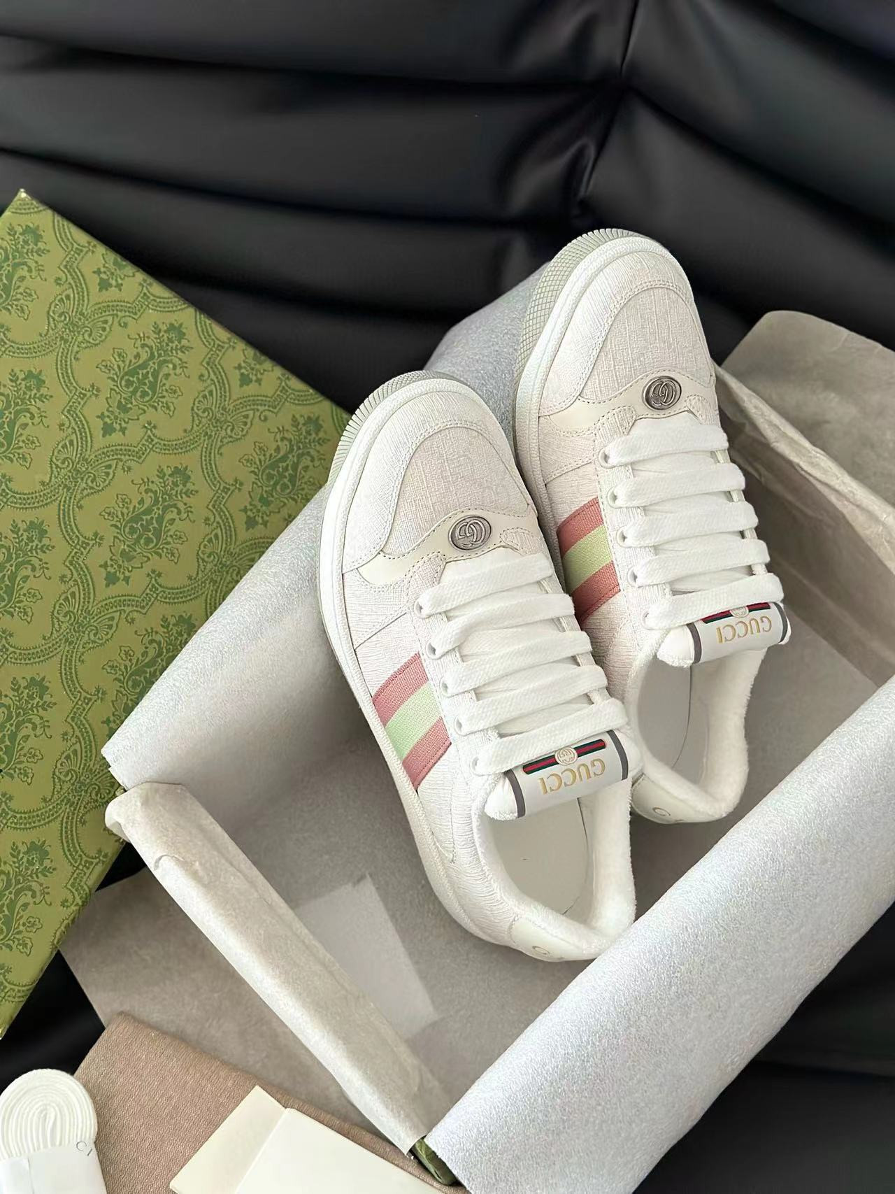ua G*u*i screener sneaker