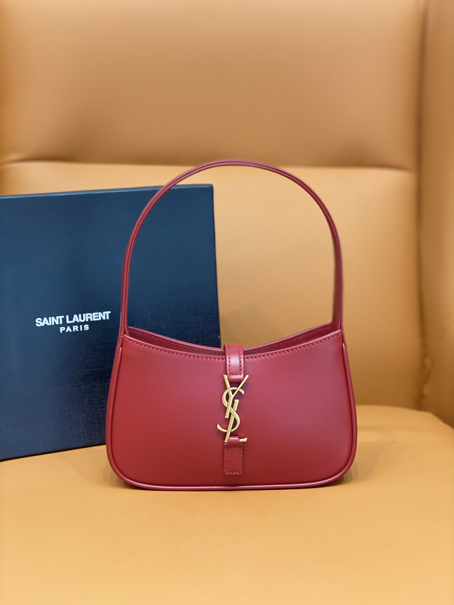 Y*L mini le 5 À 7 in smooth leather red 19 x 11.5 x 4.5 cm