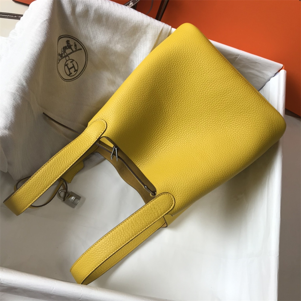 Hermès Picotin 18cm amber yellow without original box
