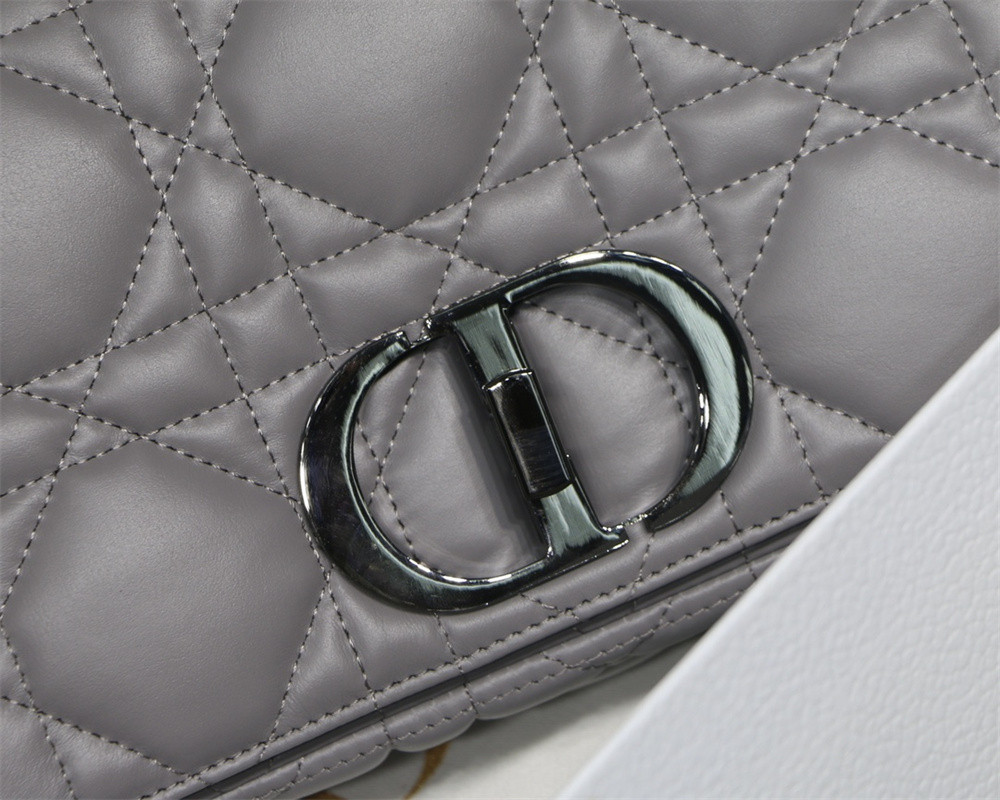 medium d*or caro bag grey S*pple cannage calfskin with black hardware 25.5 x 15.5 x 8 cm