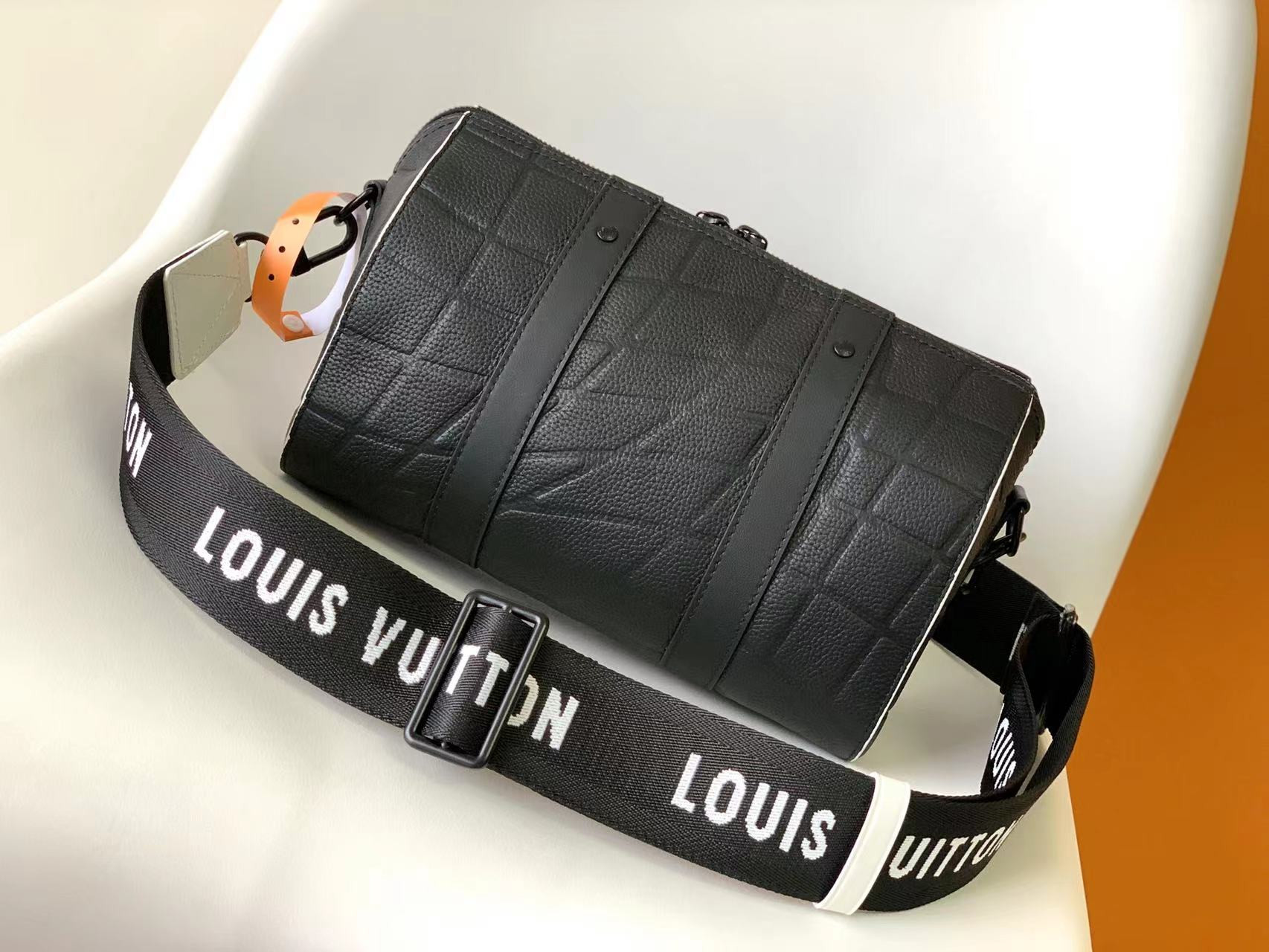 l0*is V*t0n keepall bandoulière 25 m21543 9.8 x 5.9 x 4.3 inches