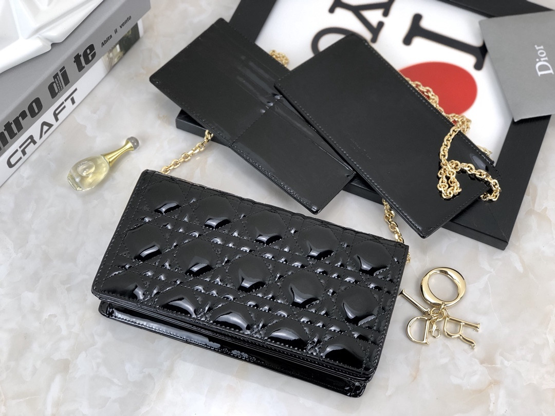 lady D*or pouch  black patent cannage calfskin 8.5 x 4.5 x 1 inches