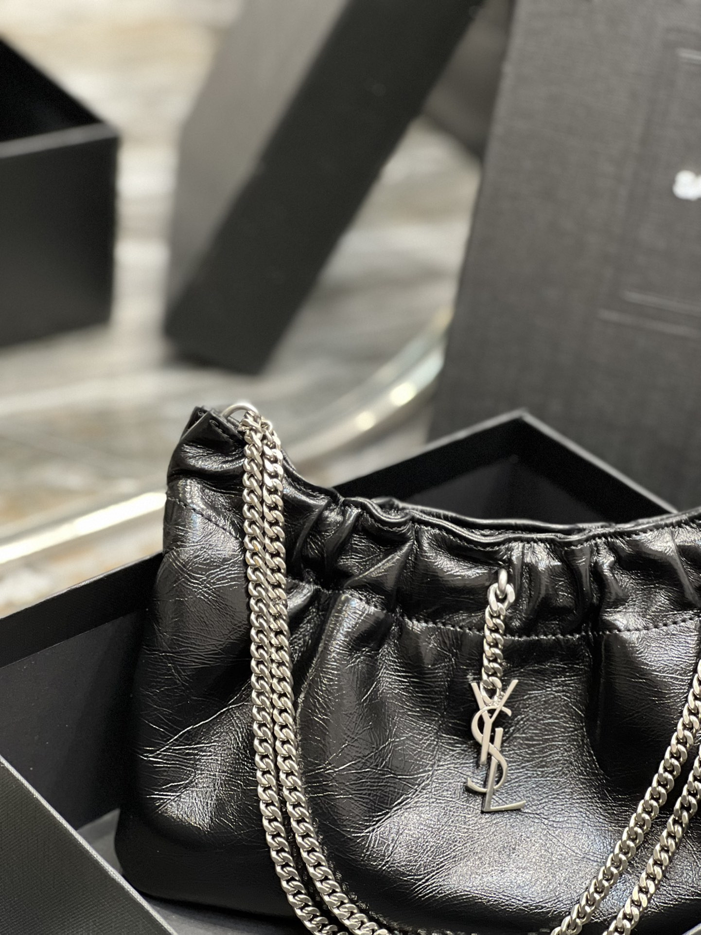 Y*L mini leather shoulder bag black 24x14x4 cm