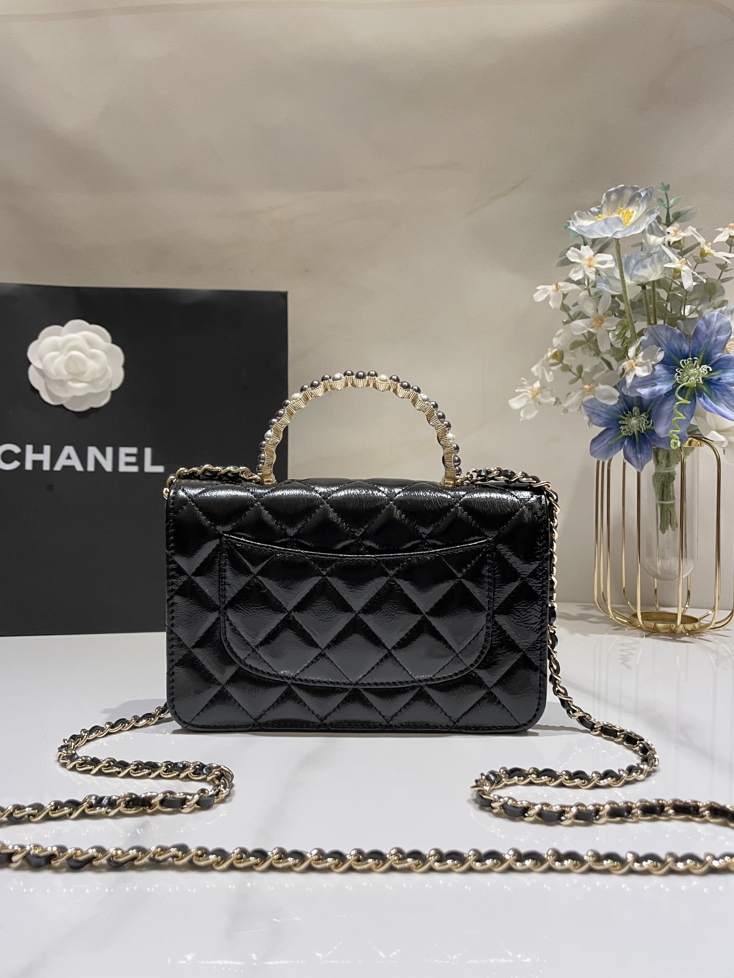 Ch*el classic wallet on chain rhinestone handle black 4.8 × 7.5 × 1.4