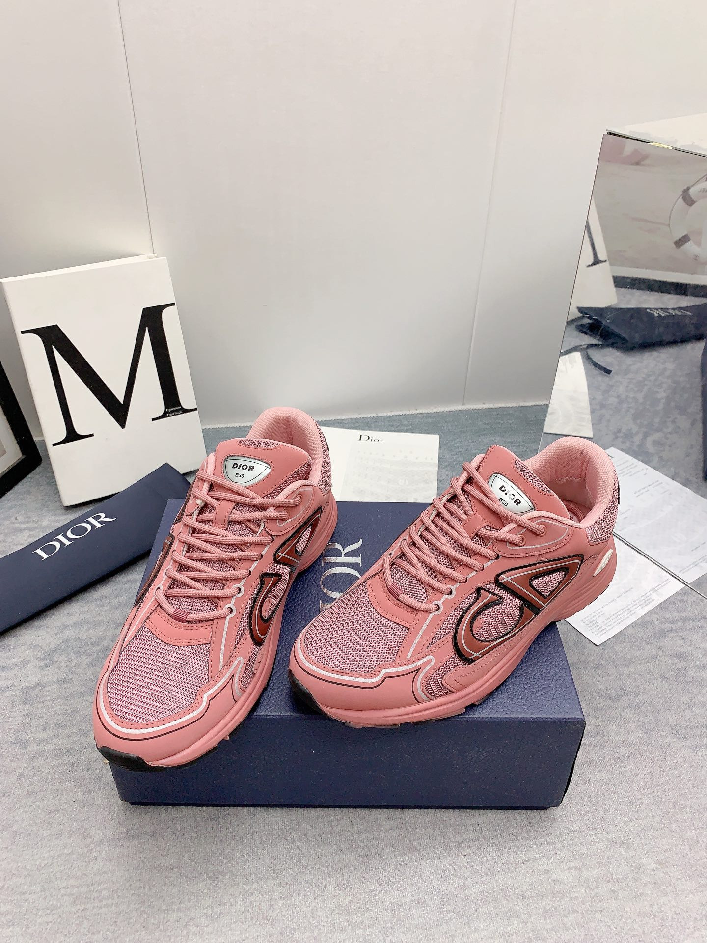 ua D*or b30 sneaker