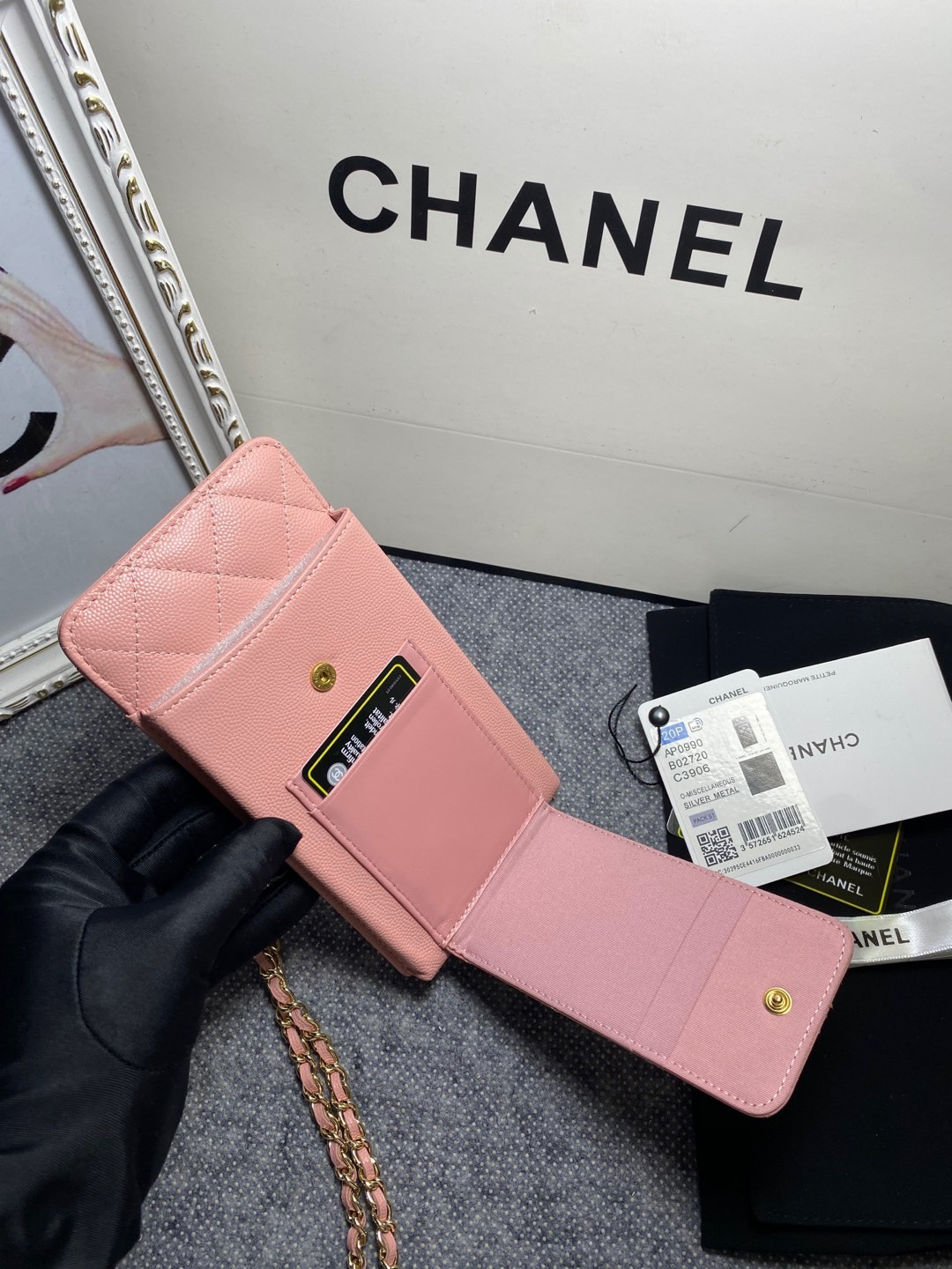 Ch*el long zipped wallet 19-11cm