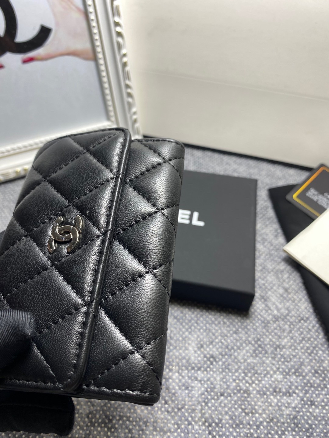 Ch*el card holder 11.3 x 7.5 x 2.5 cm