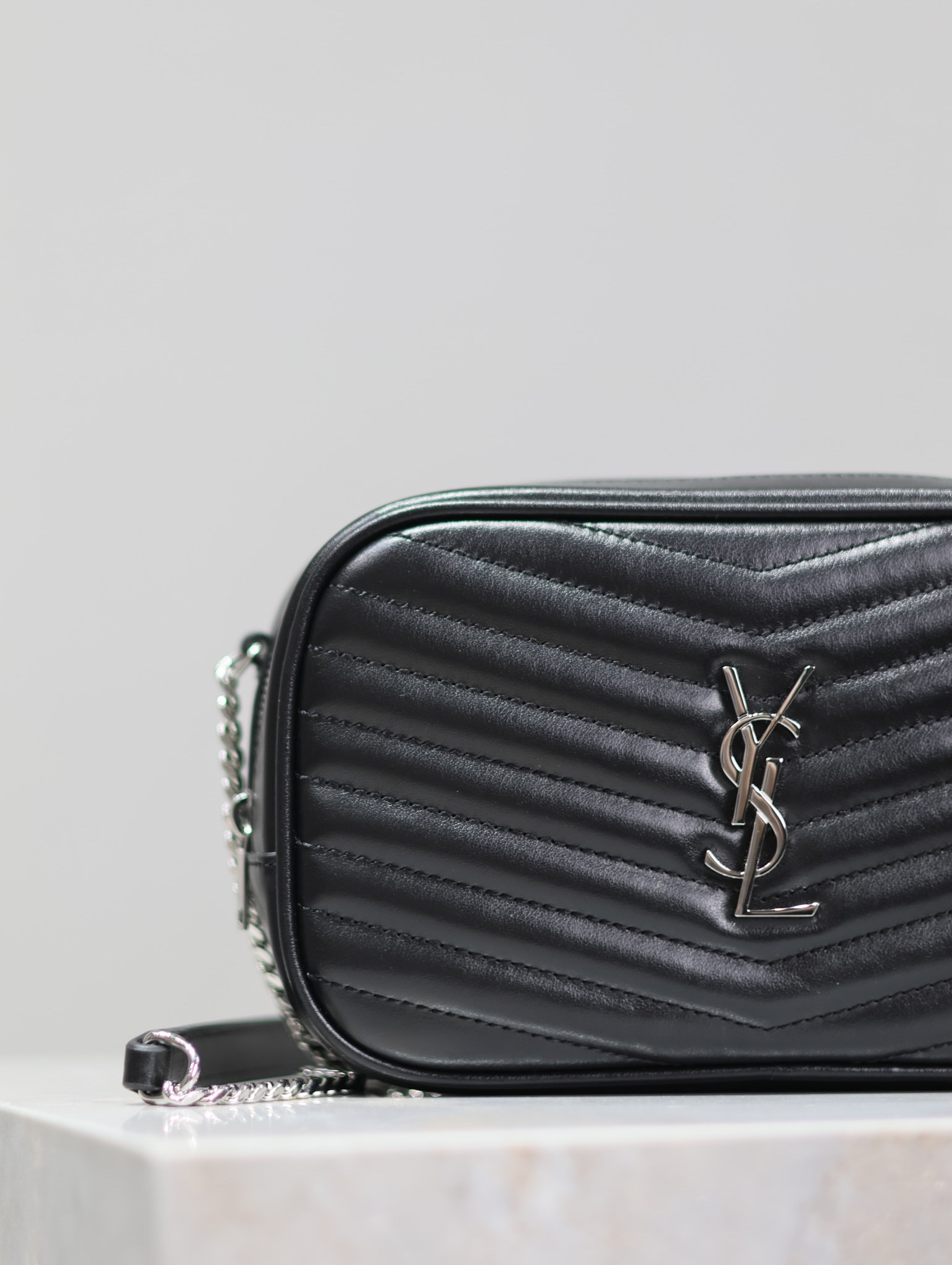 Y*L mini lou in quilted leather 7.5 x 4.1 x 2 inches