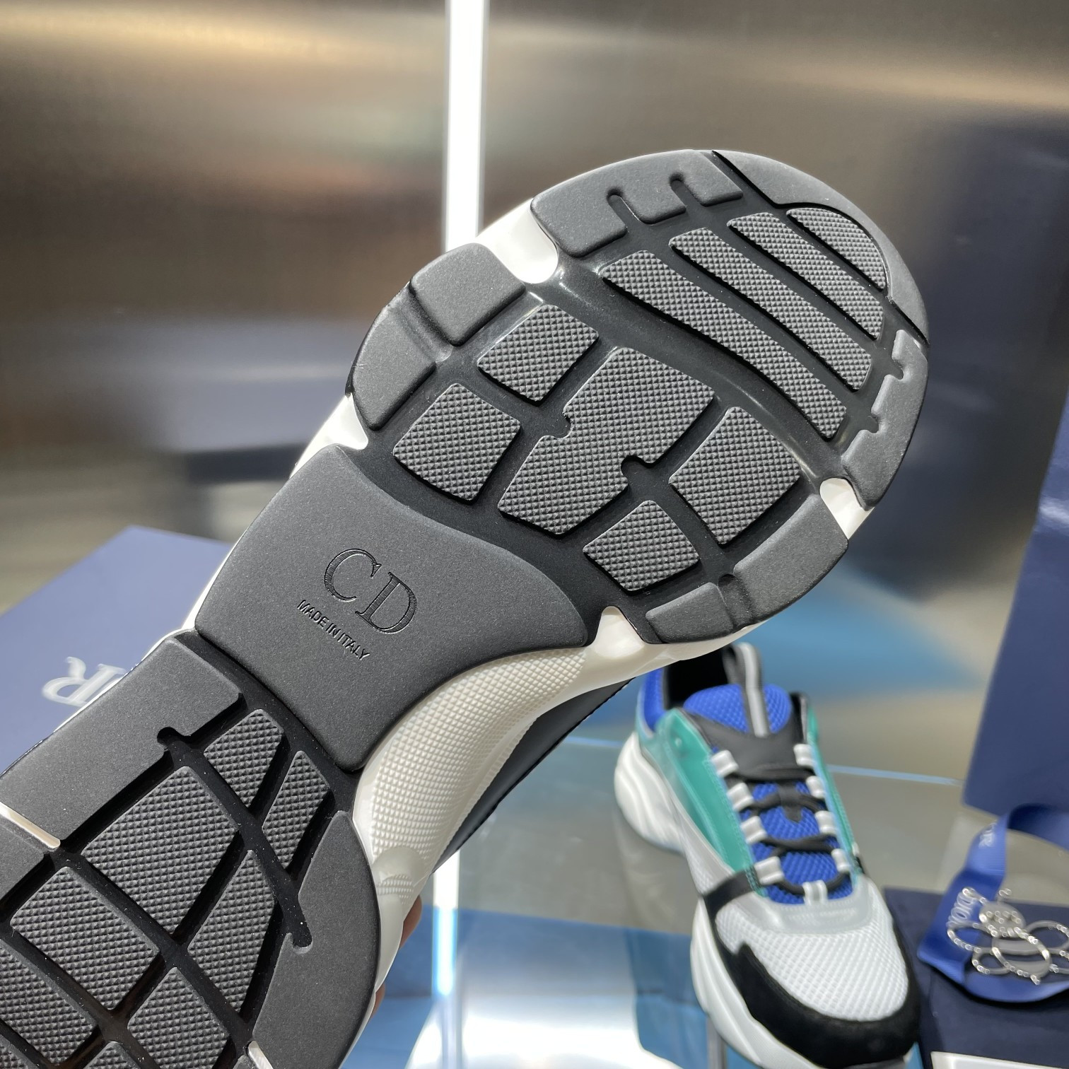 ua D*or b22 sneaker