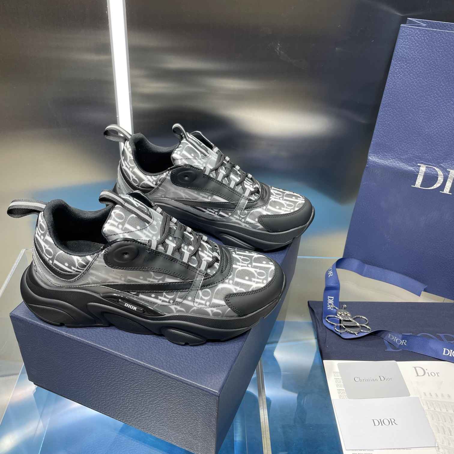 ua D*or b22 sneaker