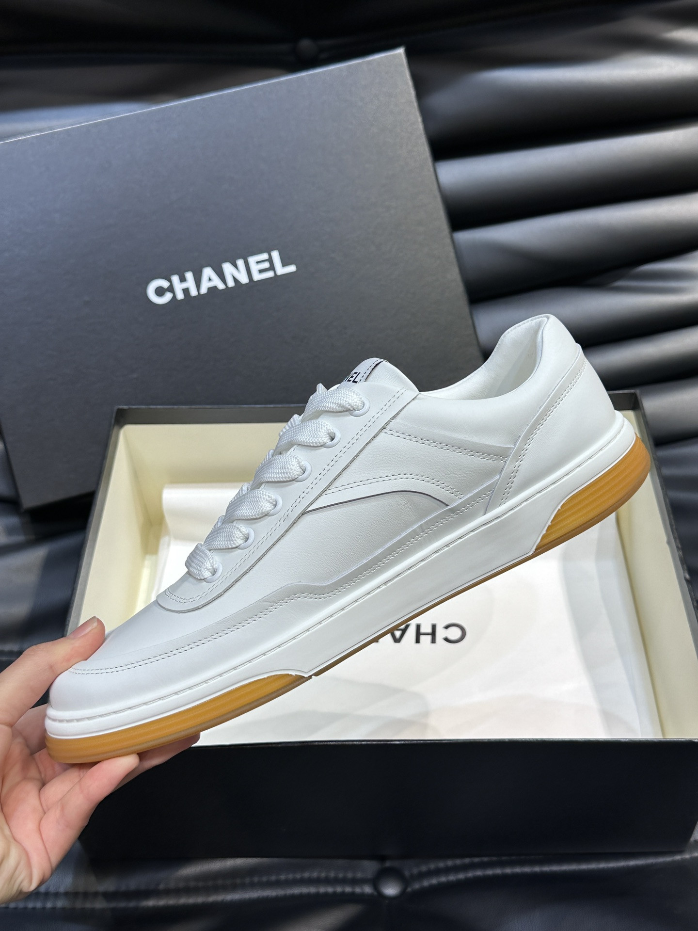 ua Ch*el sneaker calfskin